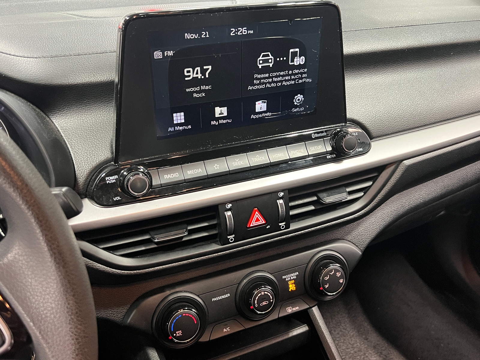 Thumbnail: 2020 Kia Forte - 4