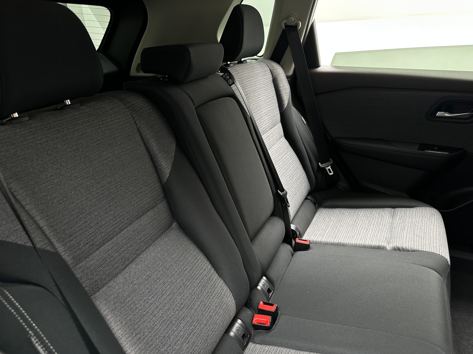 Thumbnail: 2023 Nissan Rogue - 6