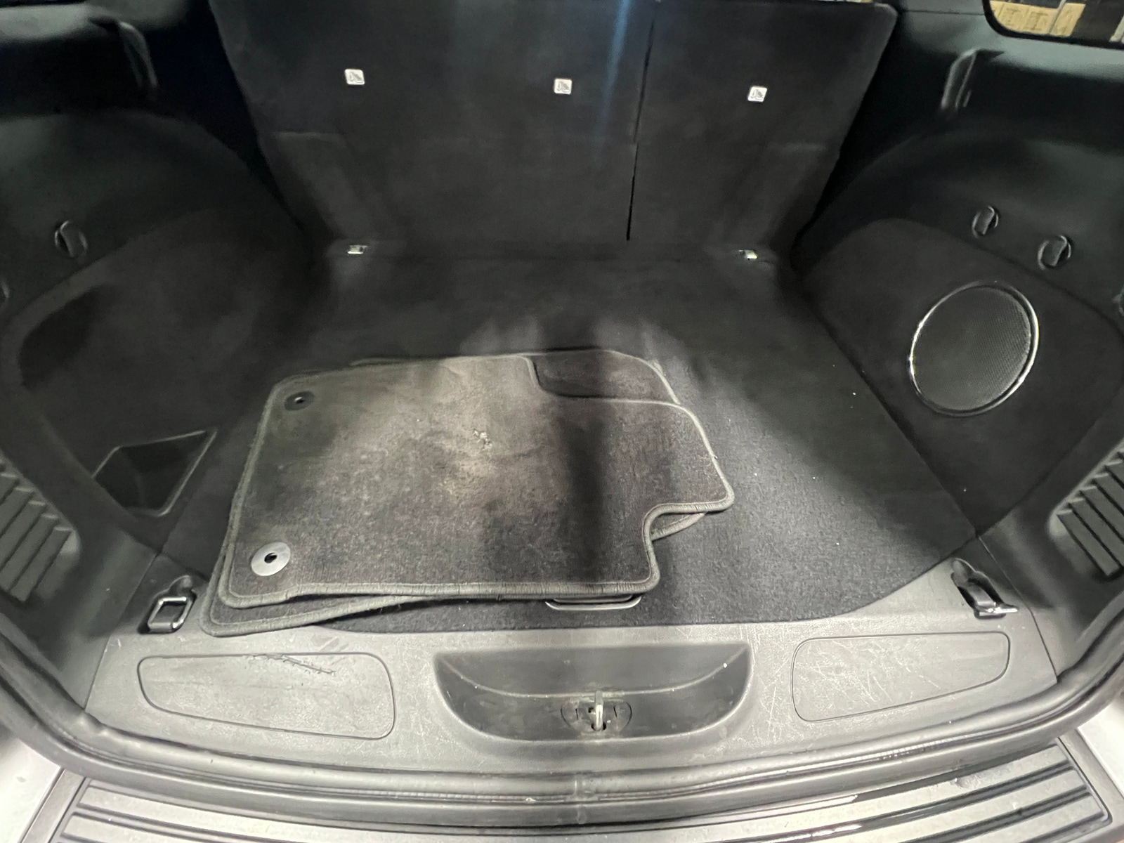 Thumbnail: 2019 Jeep Grand Cherokee - 7