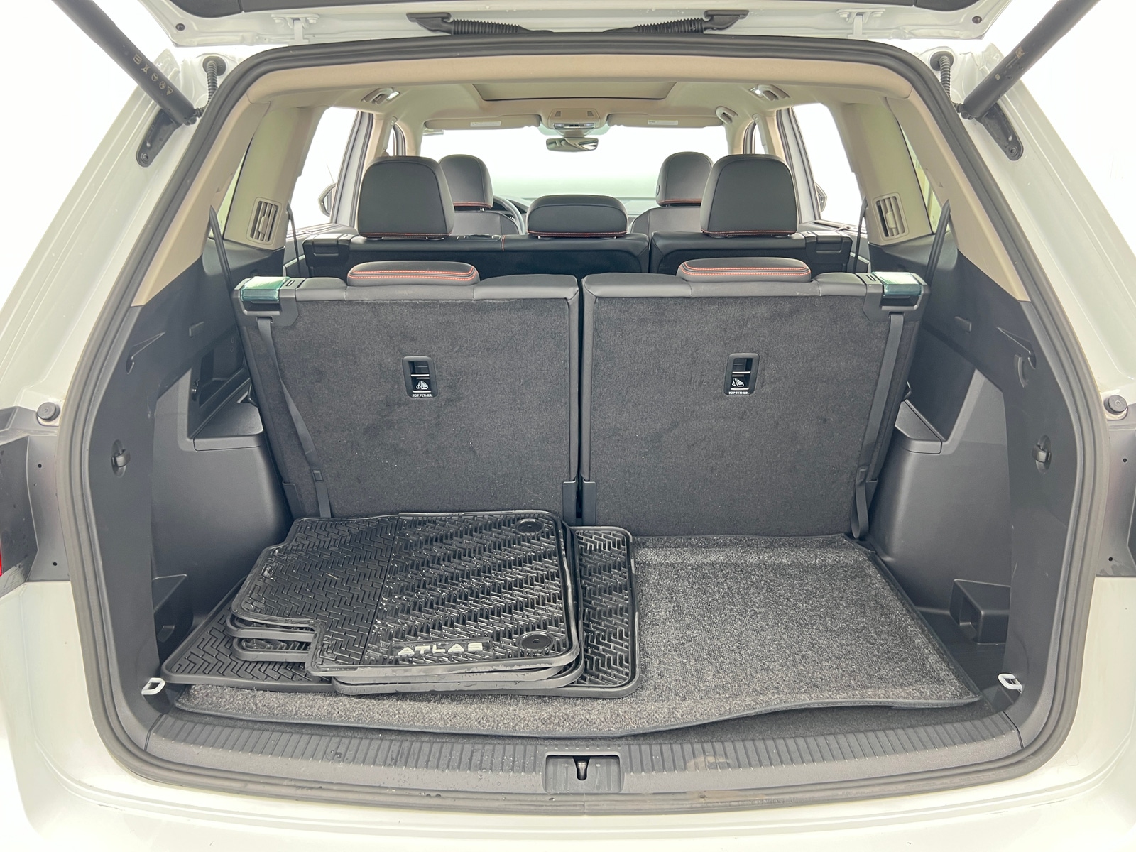 Thumbnail: 2025 Volkswagen Atlas - 6