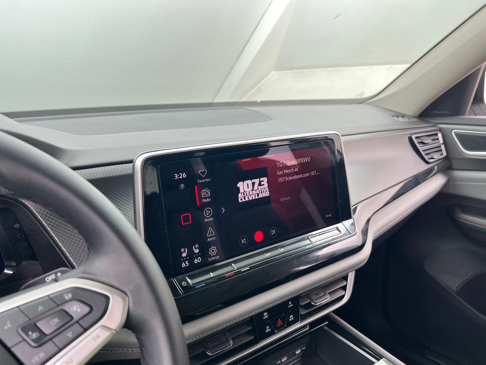 Thumbnail: 2025 Volkswagen Atlas - 3