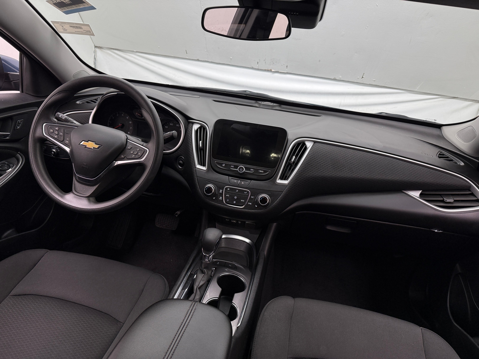 Thumbnail: 2024 Chevrolet Malibu - 3