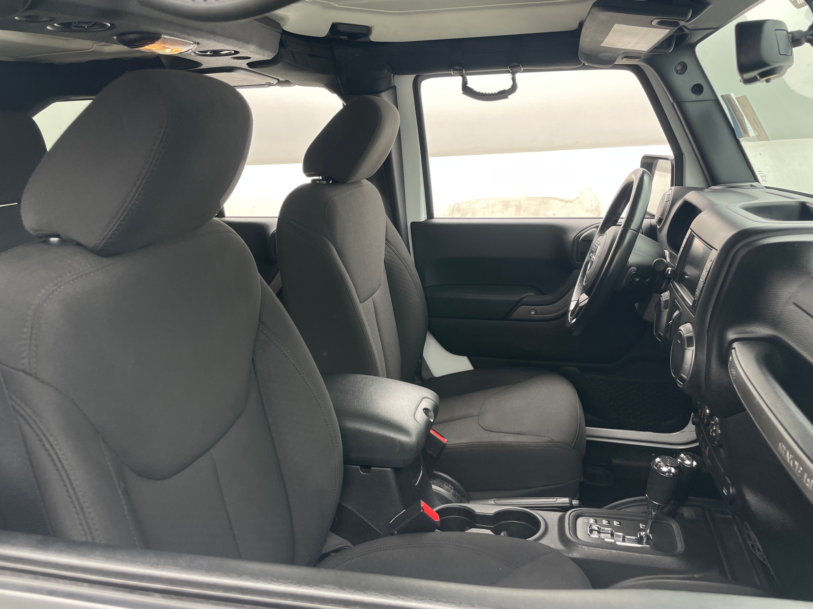 Thumbnail: 2016 Jeep Wrangler - 2