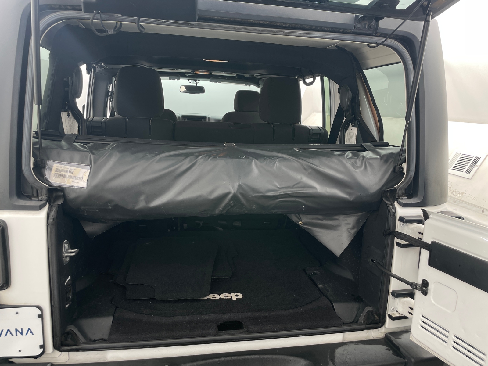 Thumbnail: 2016 Jeep Wrangler - 7