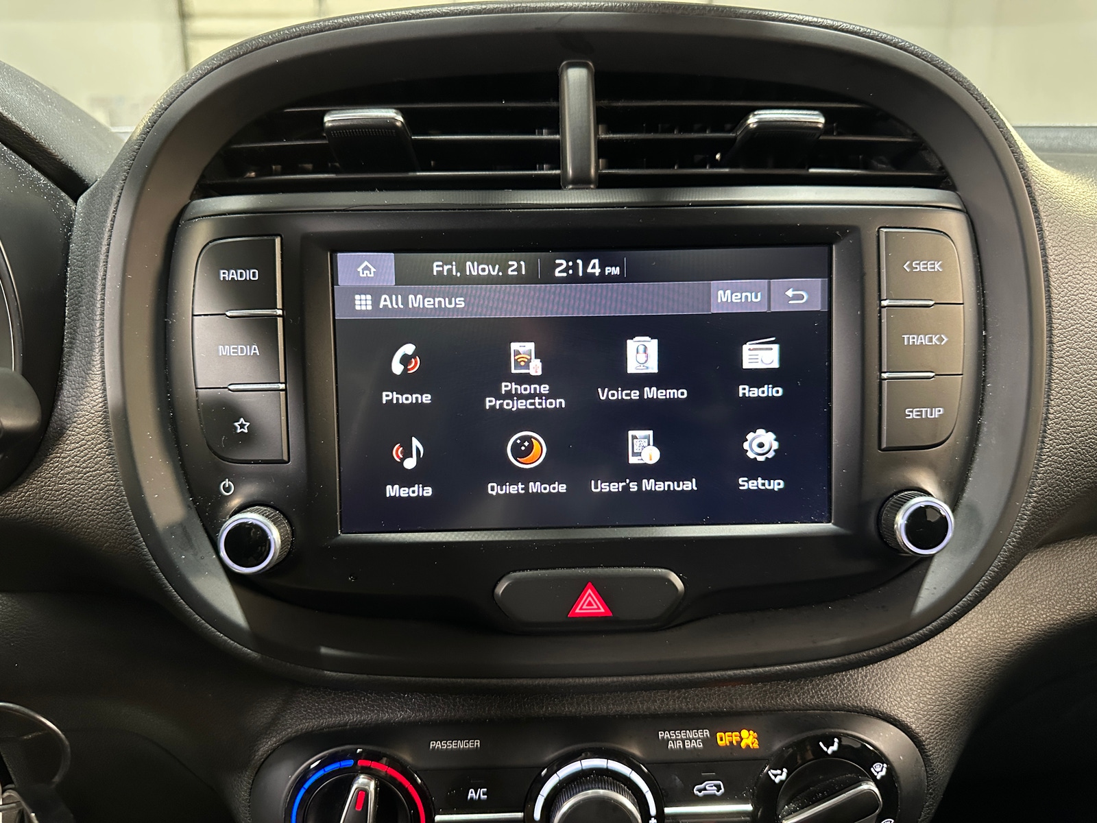 Thumbnail: 2023 Kia Soul - 4