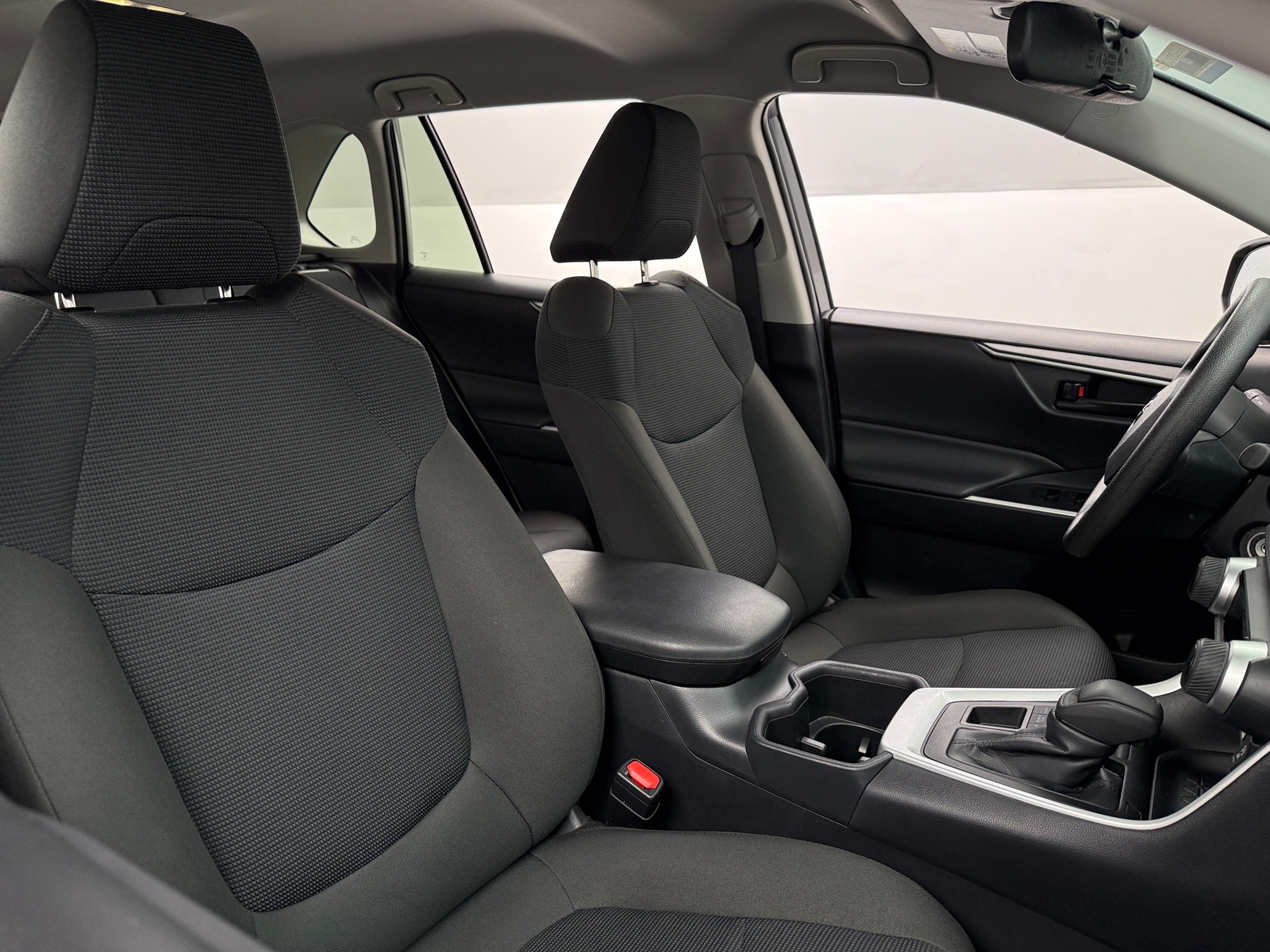 Thumbnail: 2025 Toyota RAV4 - 2