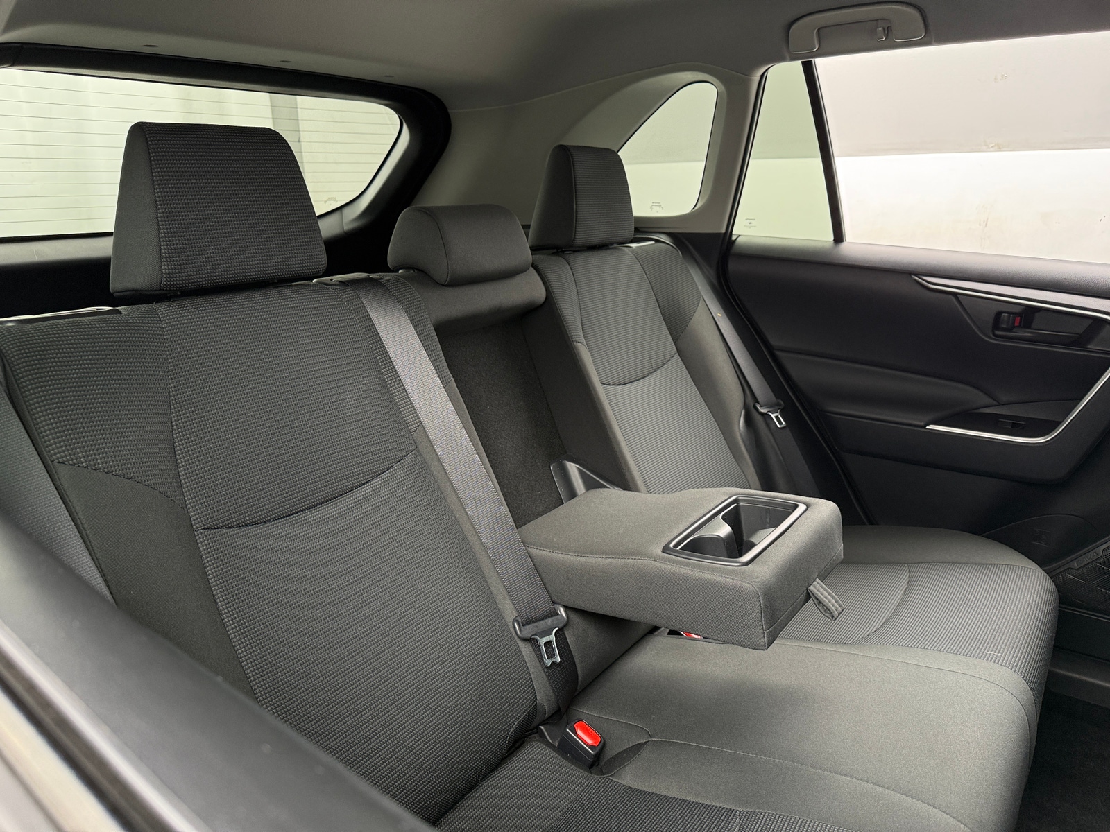 Thumbnail: 2025 Toyota RAV4 - 6