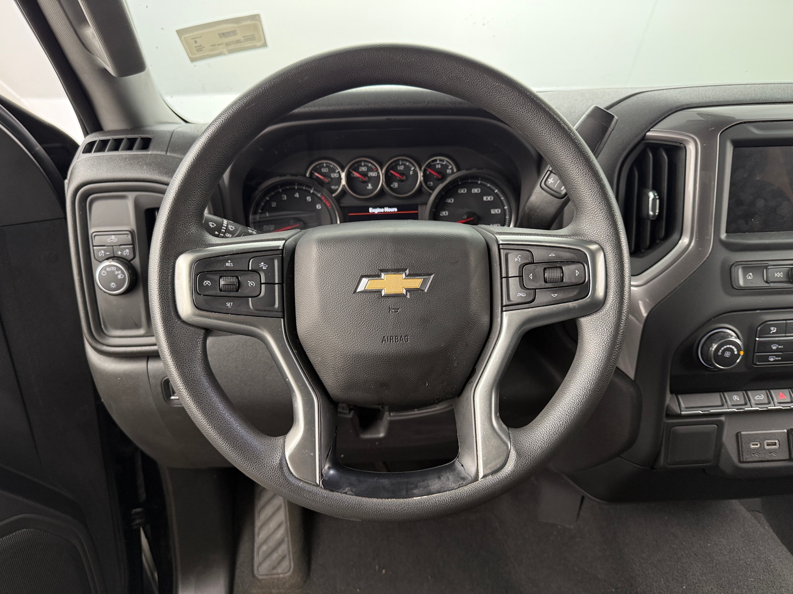 Thumbnail: 2022 Chevrolet Silverado 1500 - 5