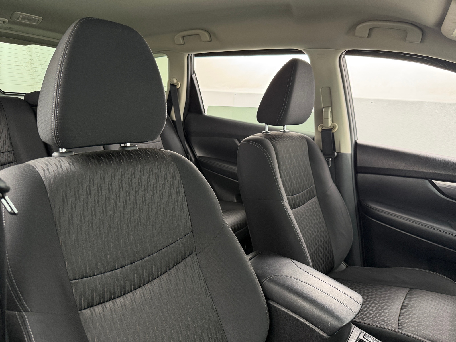 Thumbnail: 2019 Nissan Rogue - 2