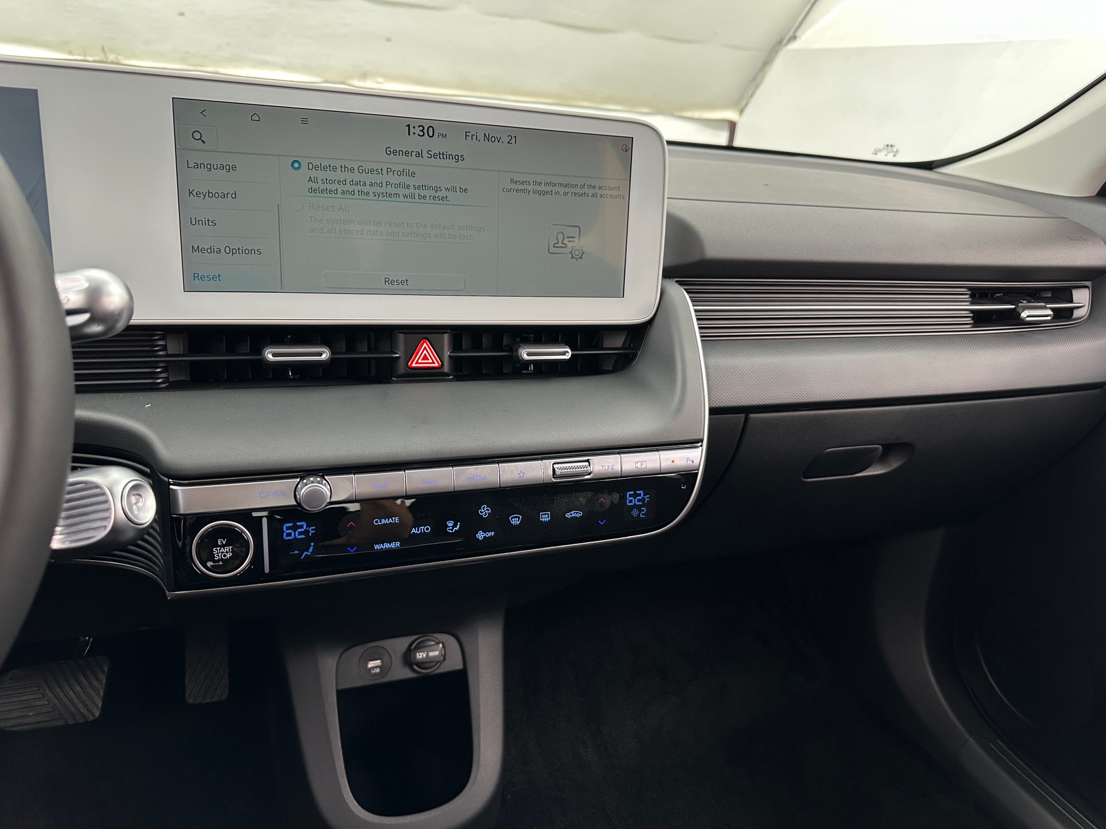 Thumbnail: 2024 Hyundai Ioniq 5 - 4