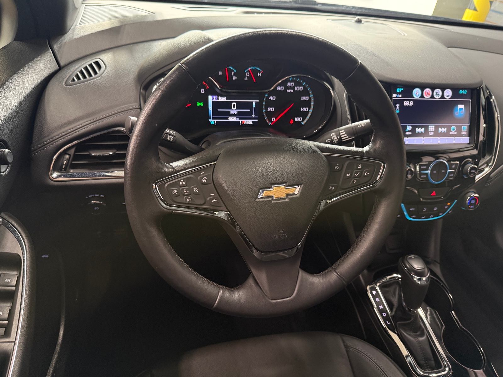Thumbnail: 2018 Chevrolet Cruze - 4