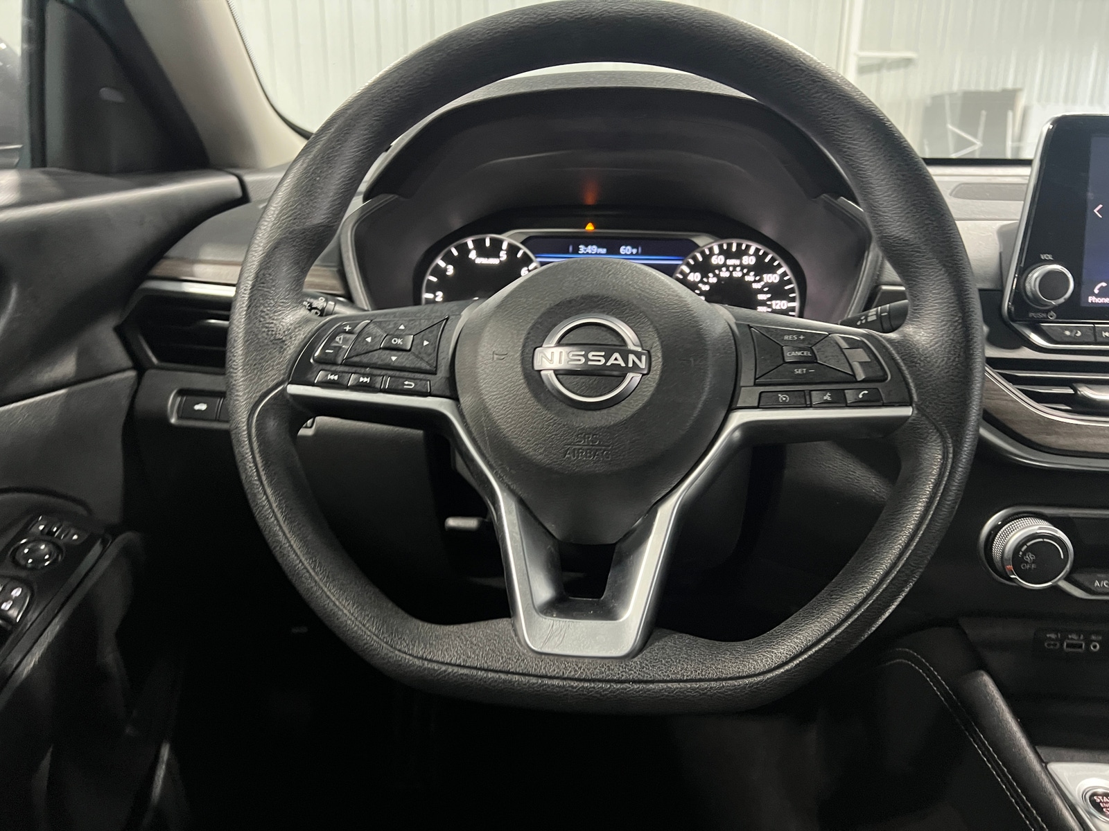 Thumbnail: 2023 Nissan Altima - 5