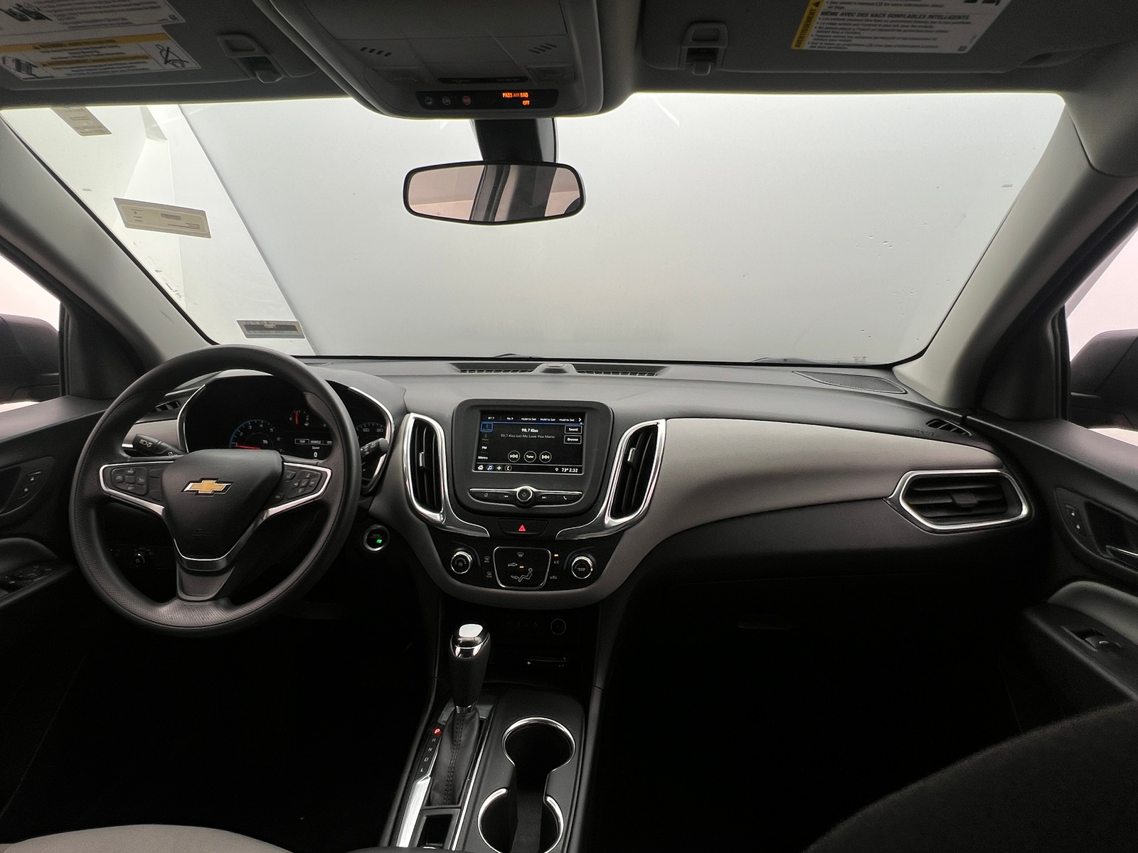 Thumbnail: 2019 Chevrolet Equinox - 3