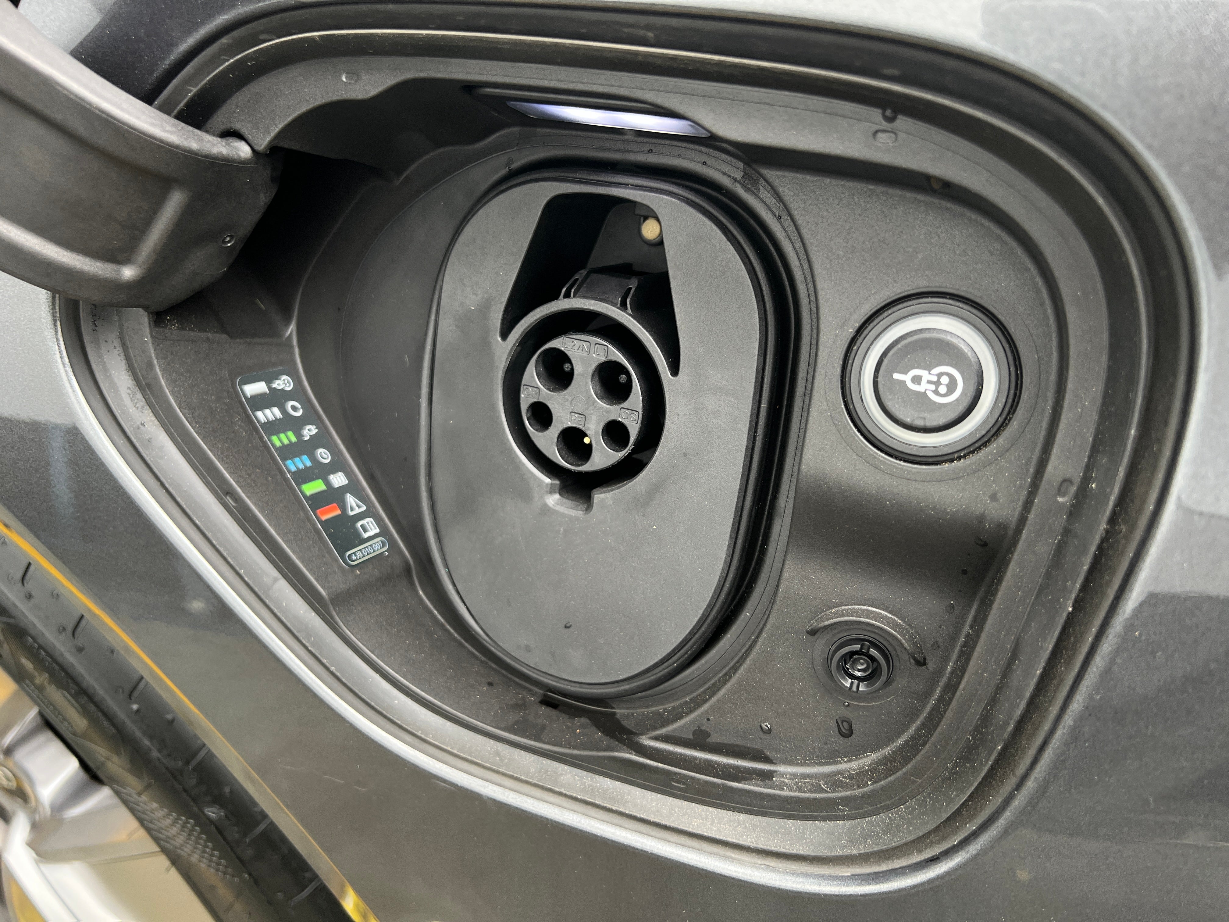 Used 2022 Audi e-tron GT Prestige with VIN WAUEJBFW9N7005848 for sale in Oak Creek, WI