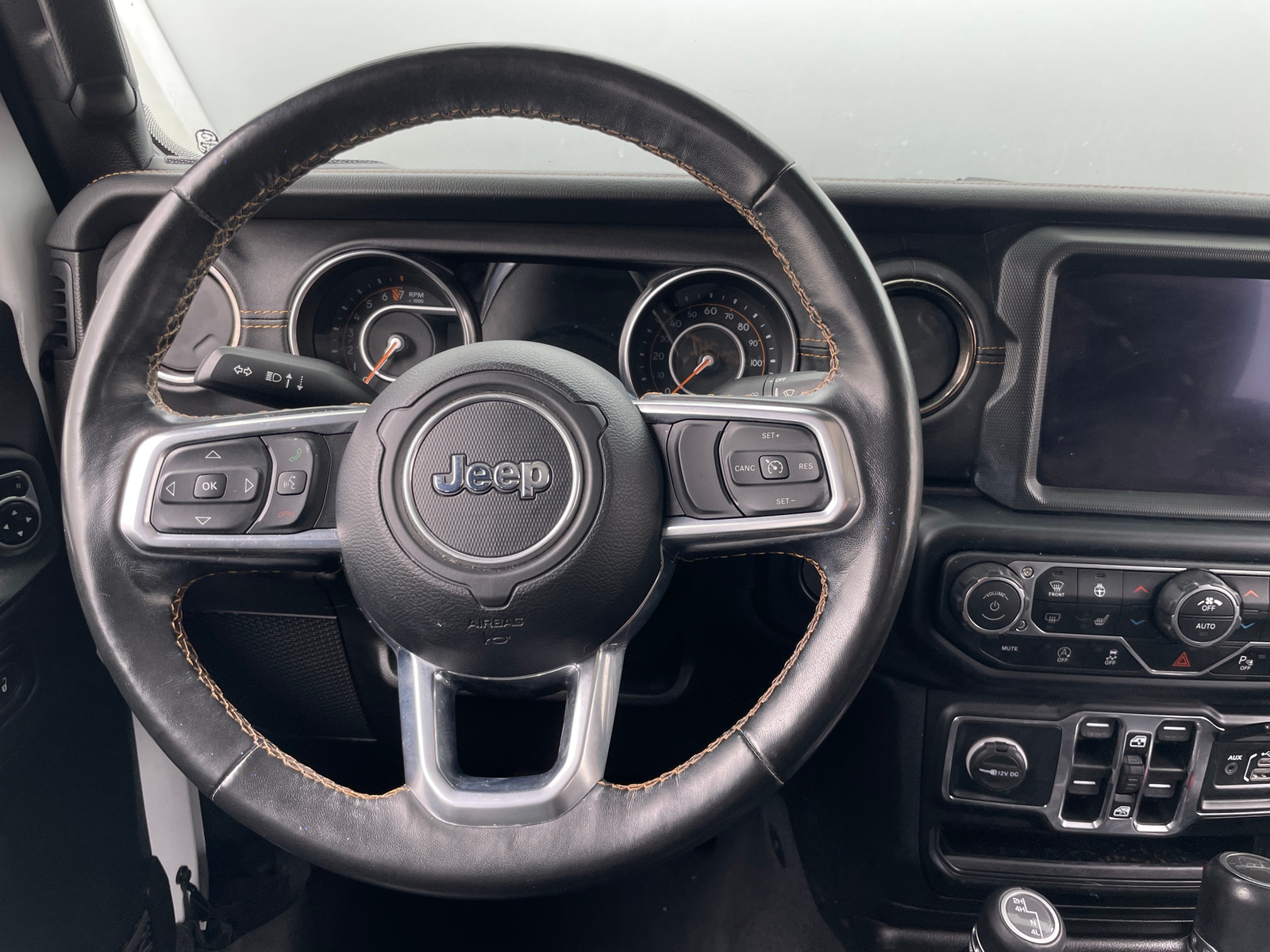 Thumbnail: 2022 Jeep Gladiator - 4