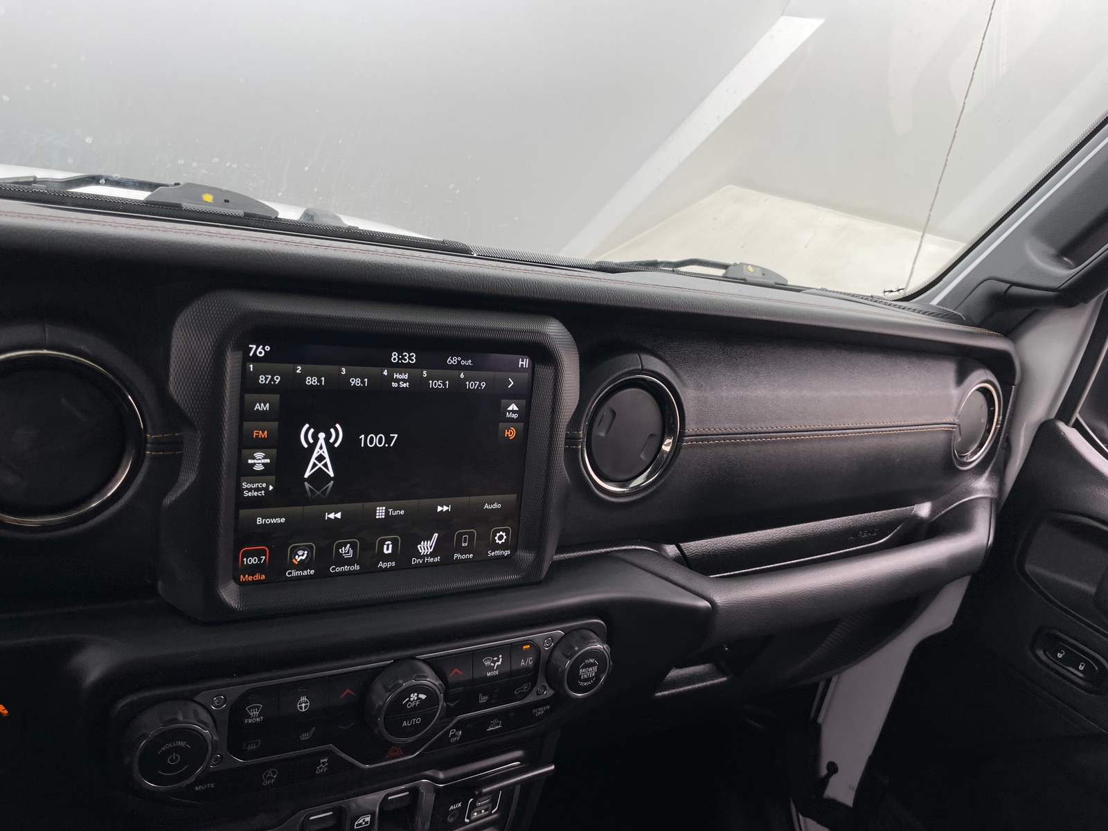 Thumbnail: 2022 Jeep Gladiator - 3