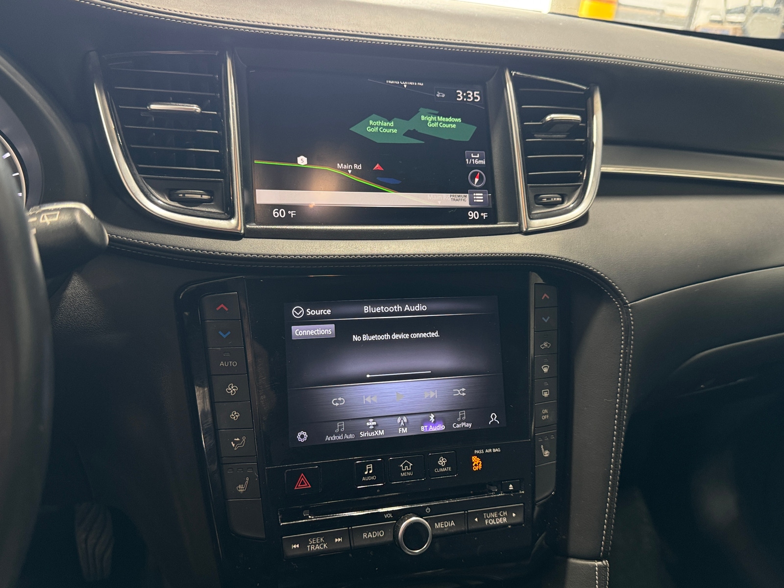 Thumbnail: 2020 INFINITI QX50 - 3