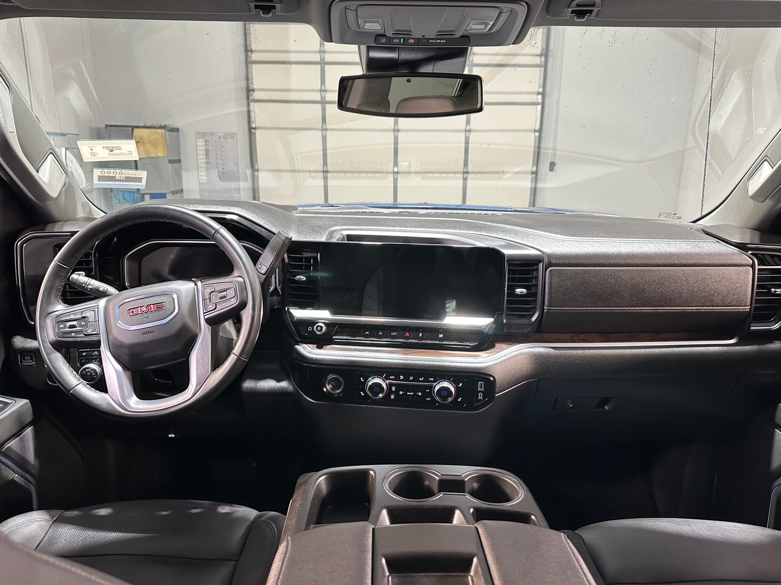 Thumbnail: 2024 GMC Sierra 1500 - 2