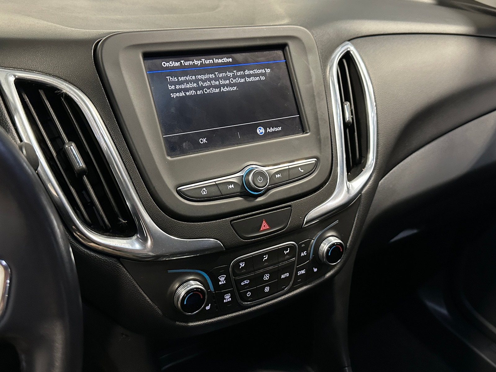 Thumbnail: 2020 Chevrolet Equinox - 4