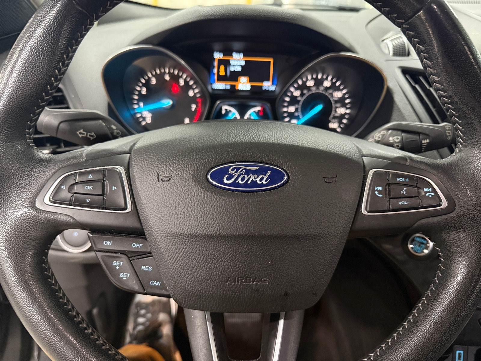 Thumbnail: 2019 Ford Escape - 4