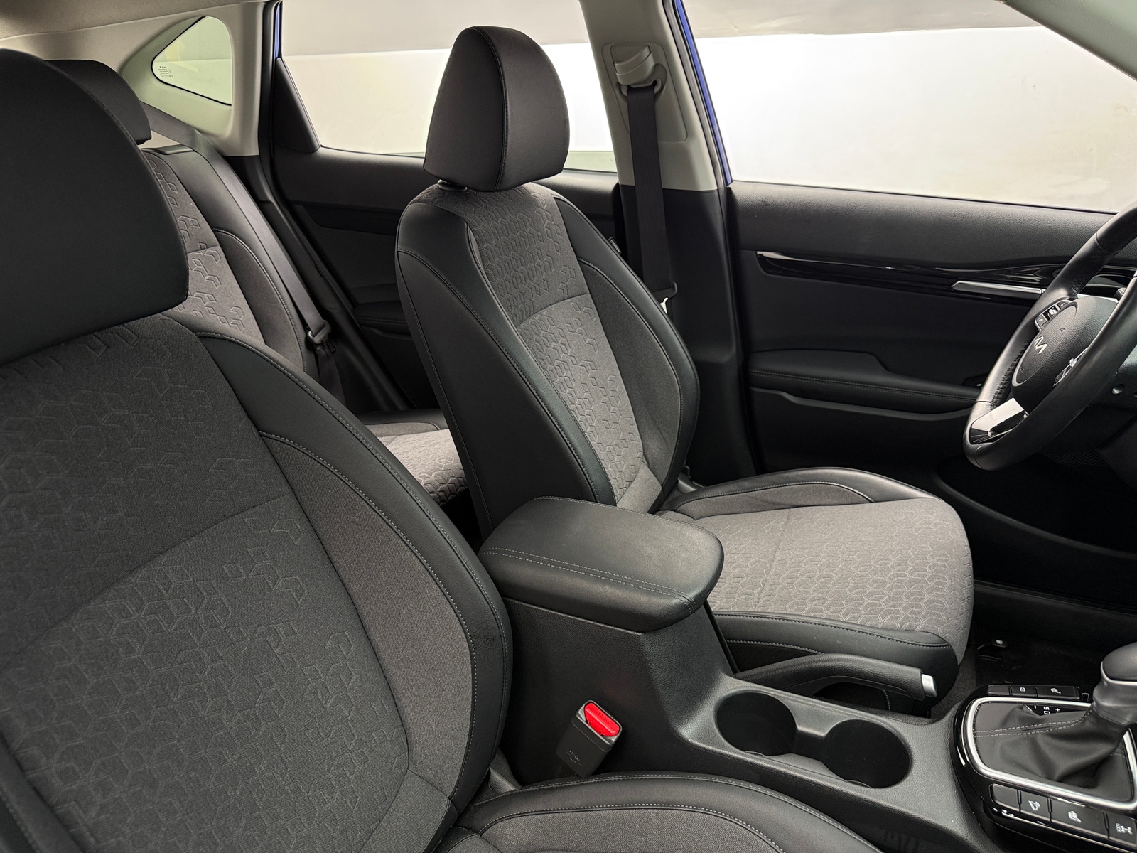 Thumbnail: 2024 Kia Seltos - 2