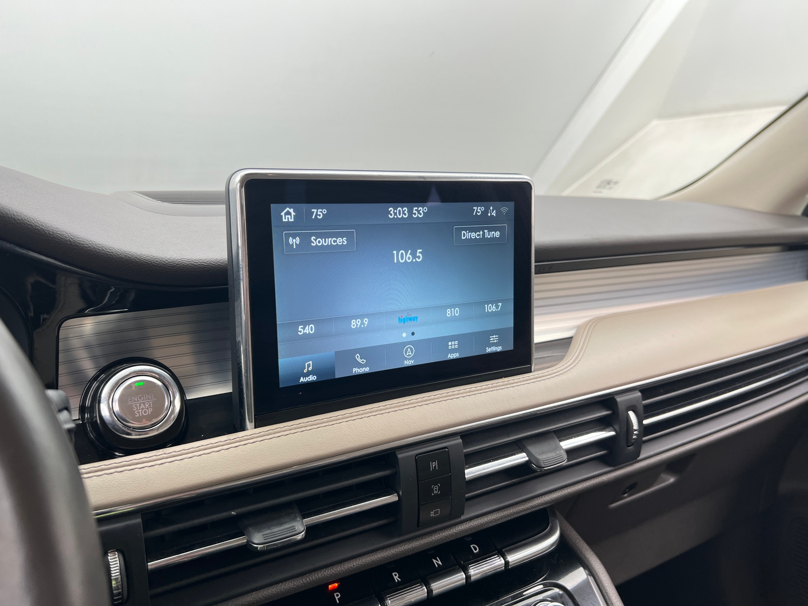 Thumbnail: 2020 Lincoln Corsair - 3