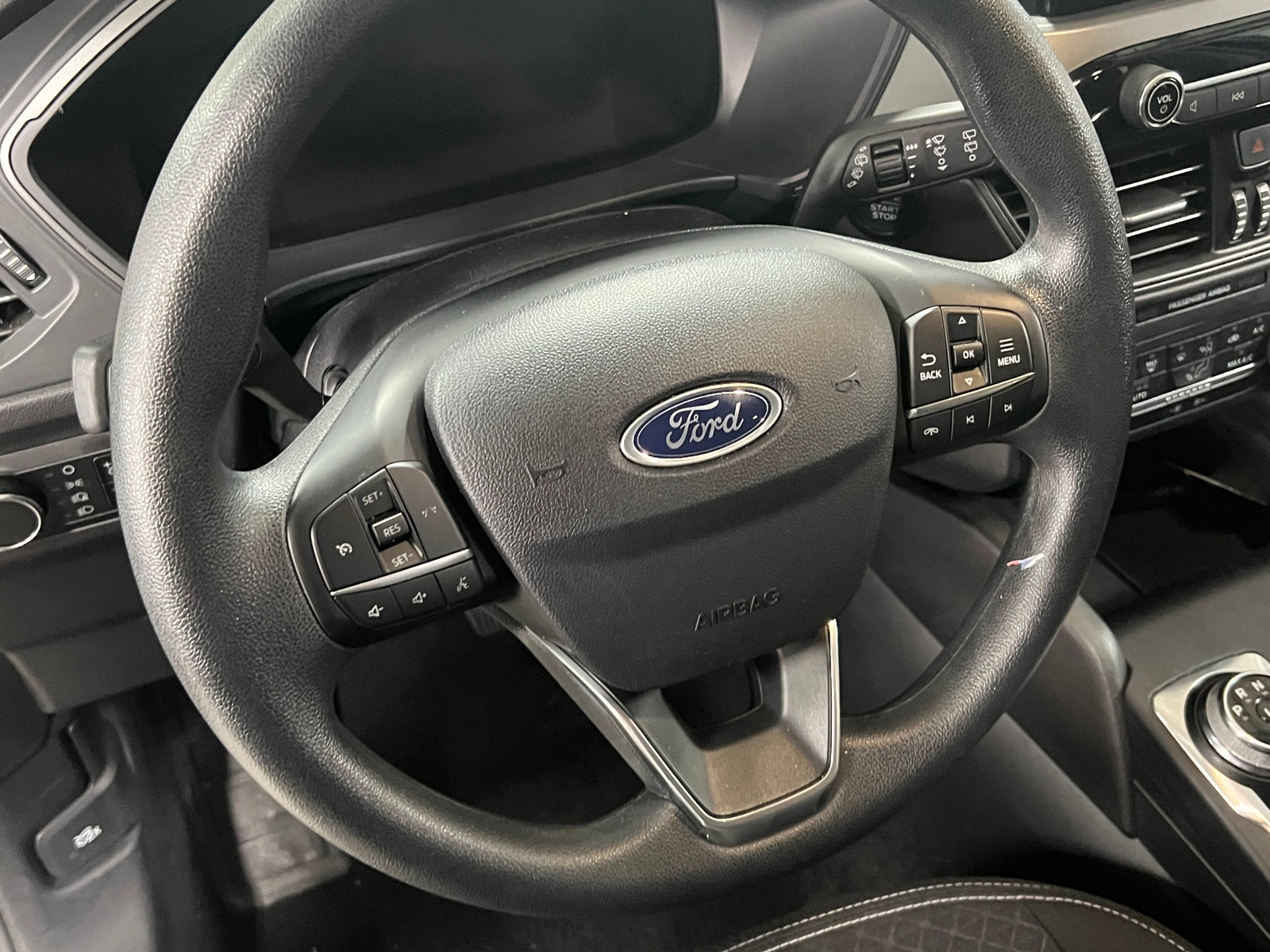 Thumbnail: 2025 Ford Escape - 5