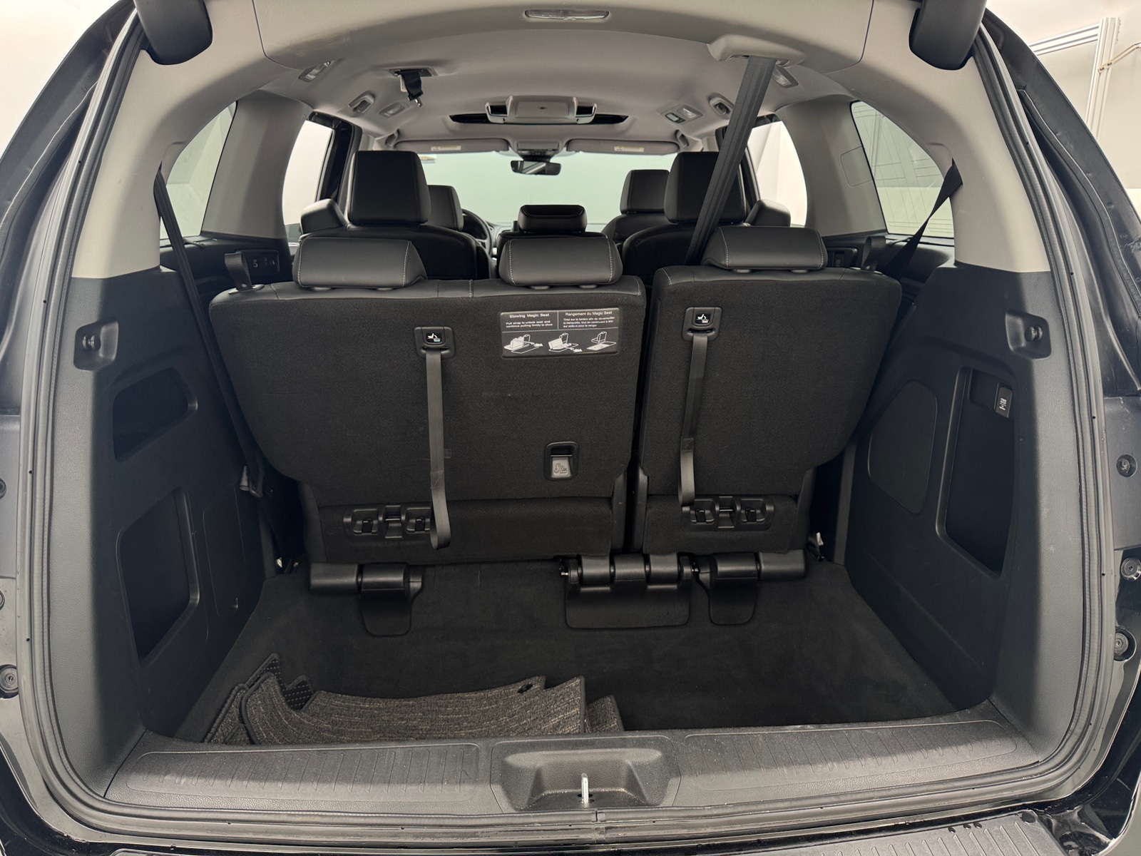 Thumbnail: 2023 Honda Odyssey - 6