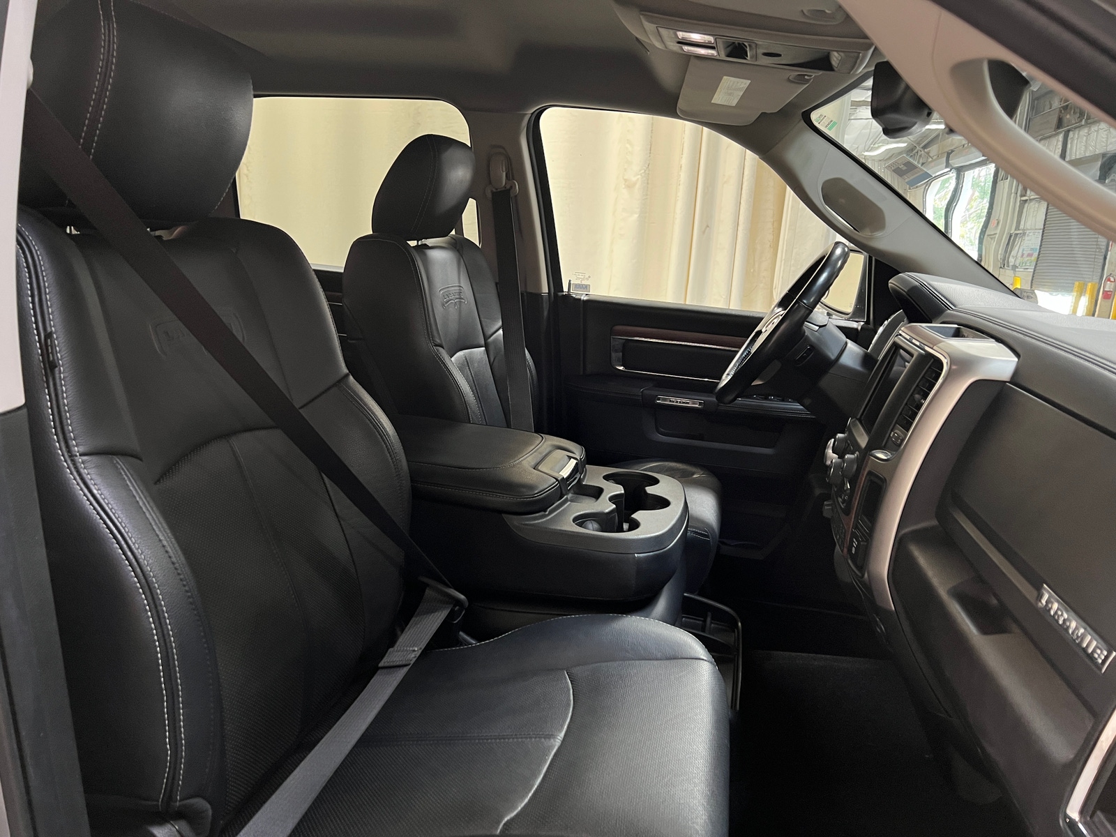 Thumbnail: 2019 RAM 1500 Classic - 2