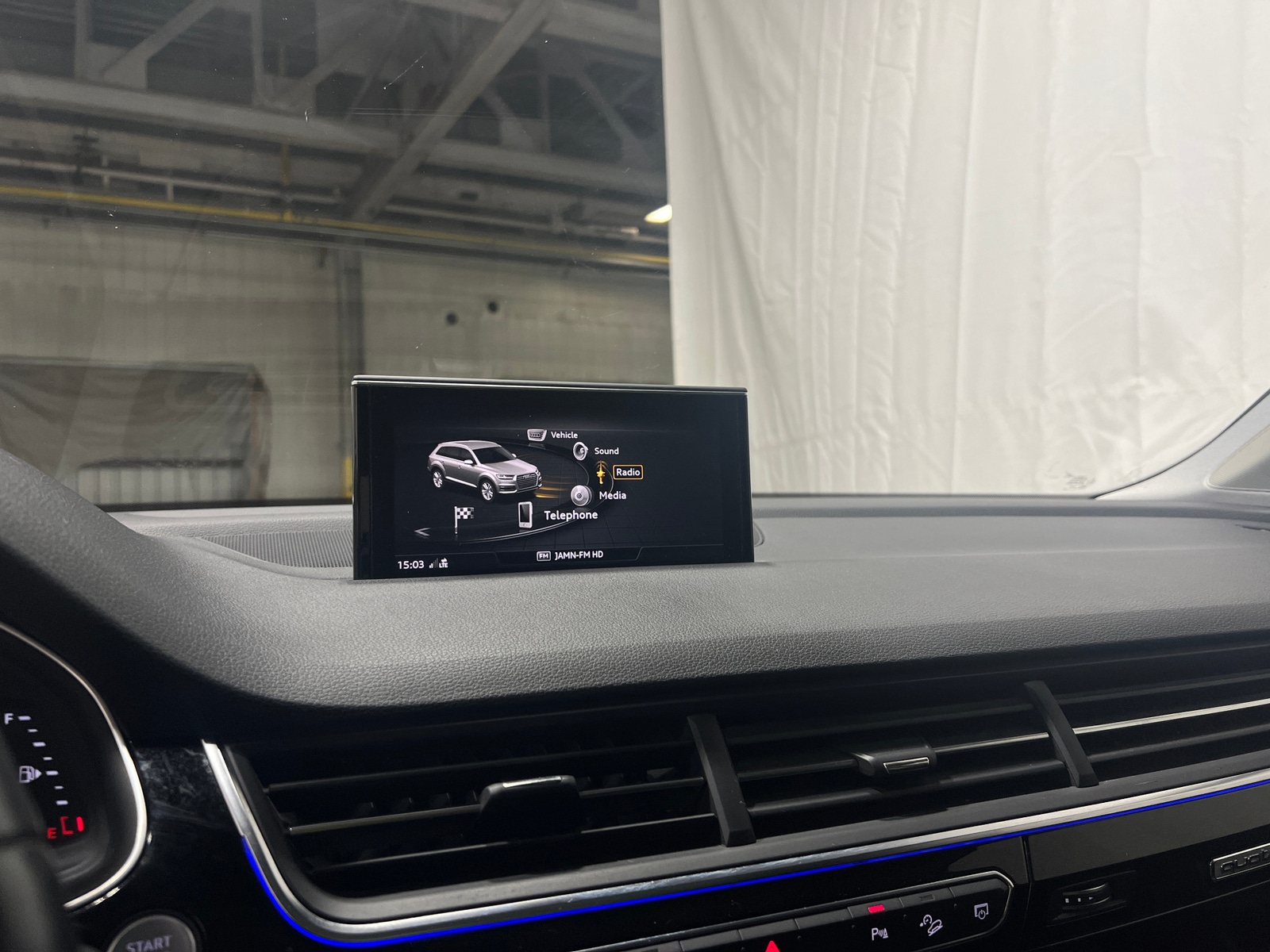 Thumbnail: 2018 Audi Q7 - 3