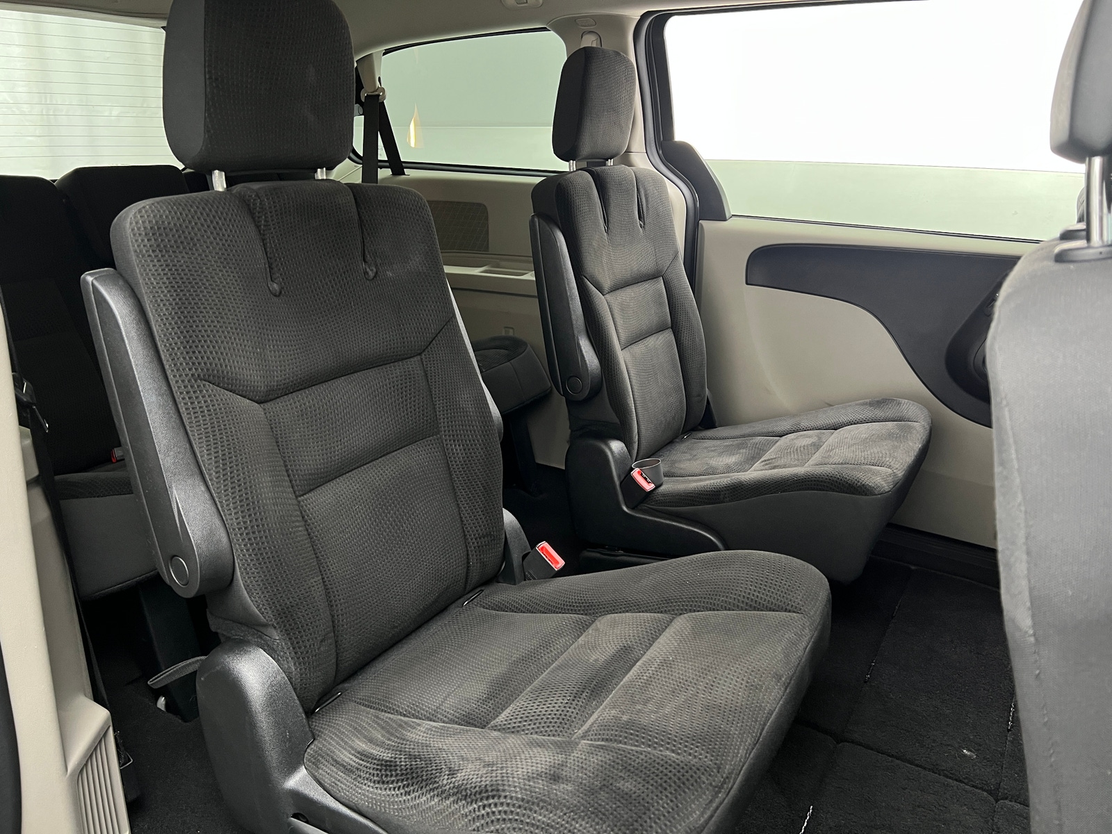 Thumbnail: 2019 Dodge Grand Caravan - 6