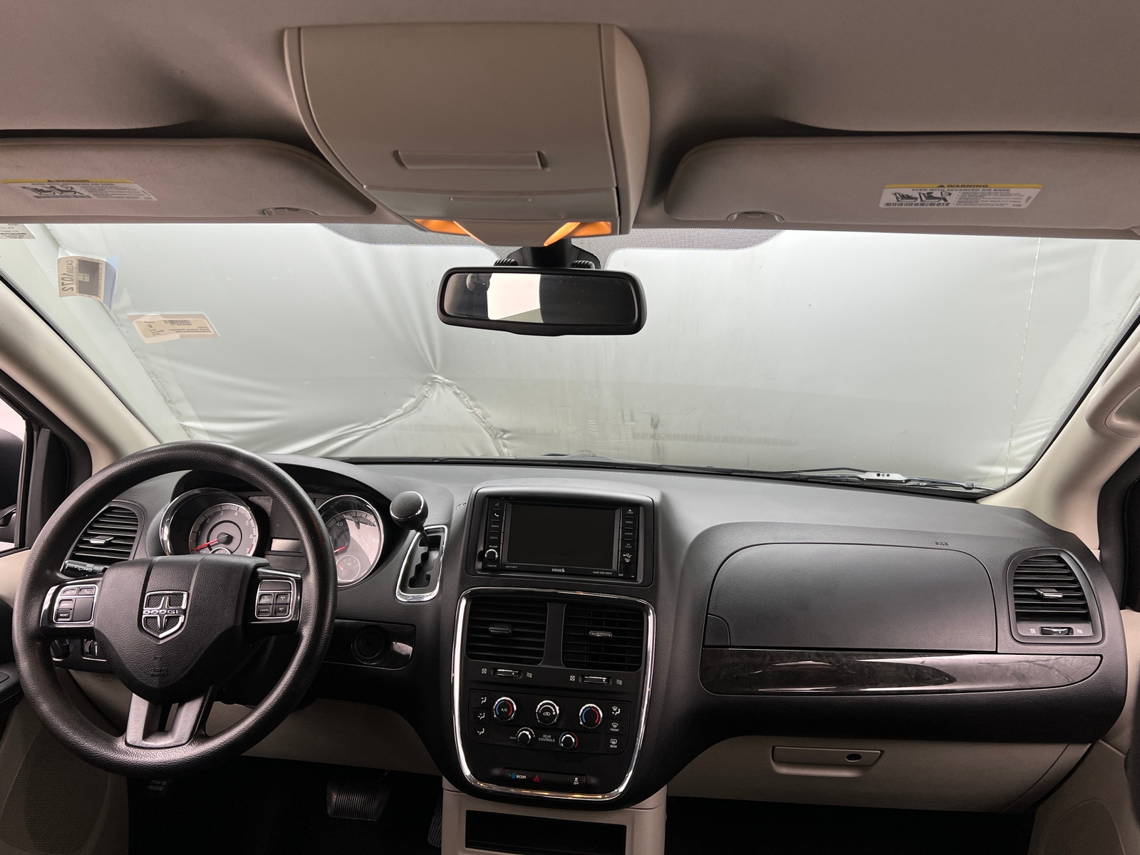 Thumbnail: 2019 Dodge Grand Caravan - 3