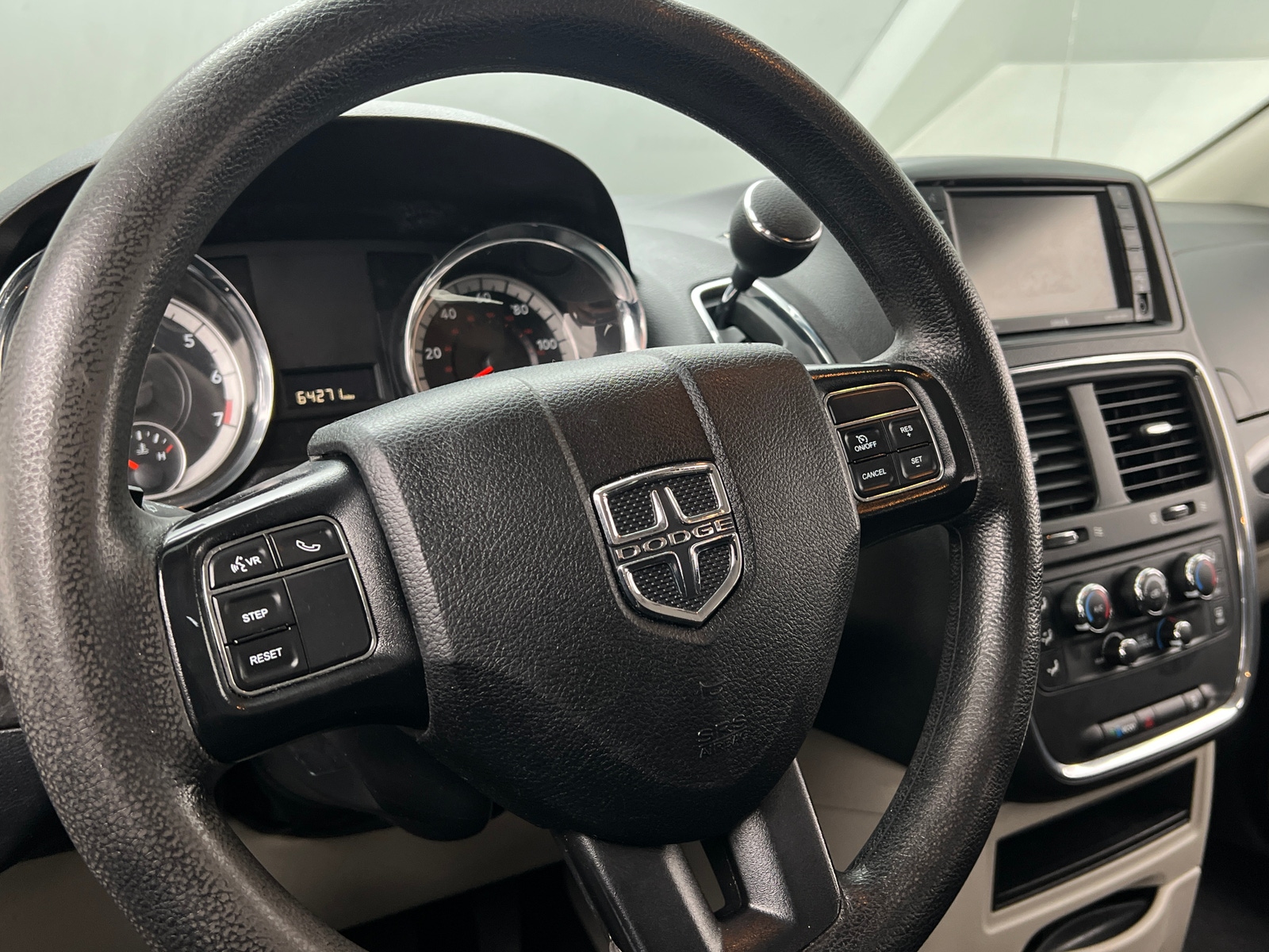 Thumbnail: 2019 Dodge Grand Caravan - 5