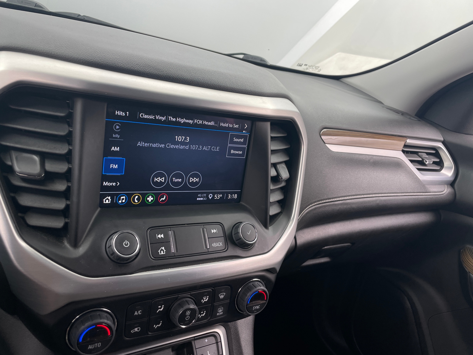 Thumbnail: 2023 GMC Acadia - 4