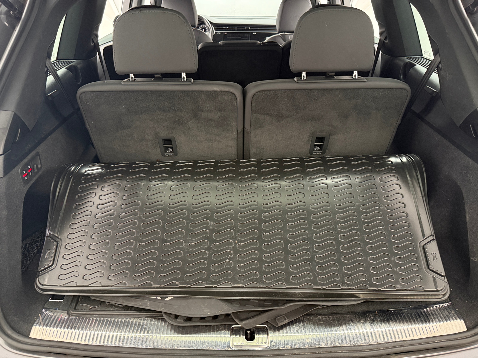 Thumbnail: 2020 Audi Q7 - 6