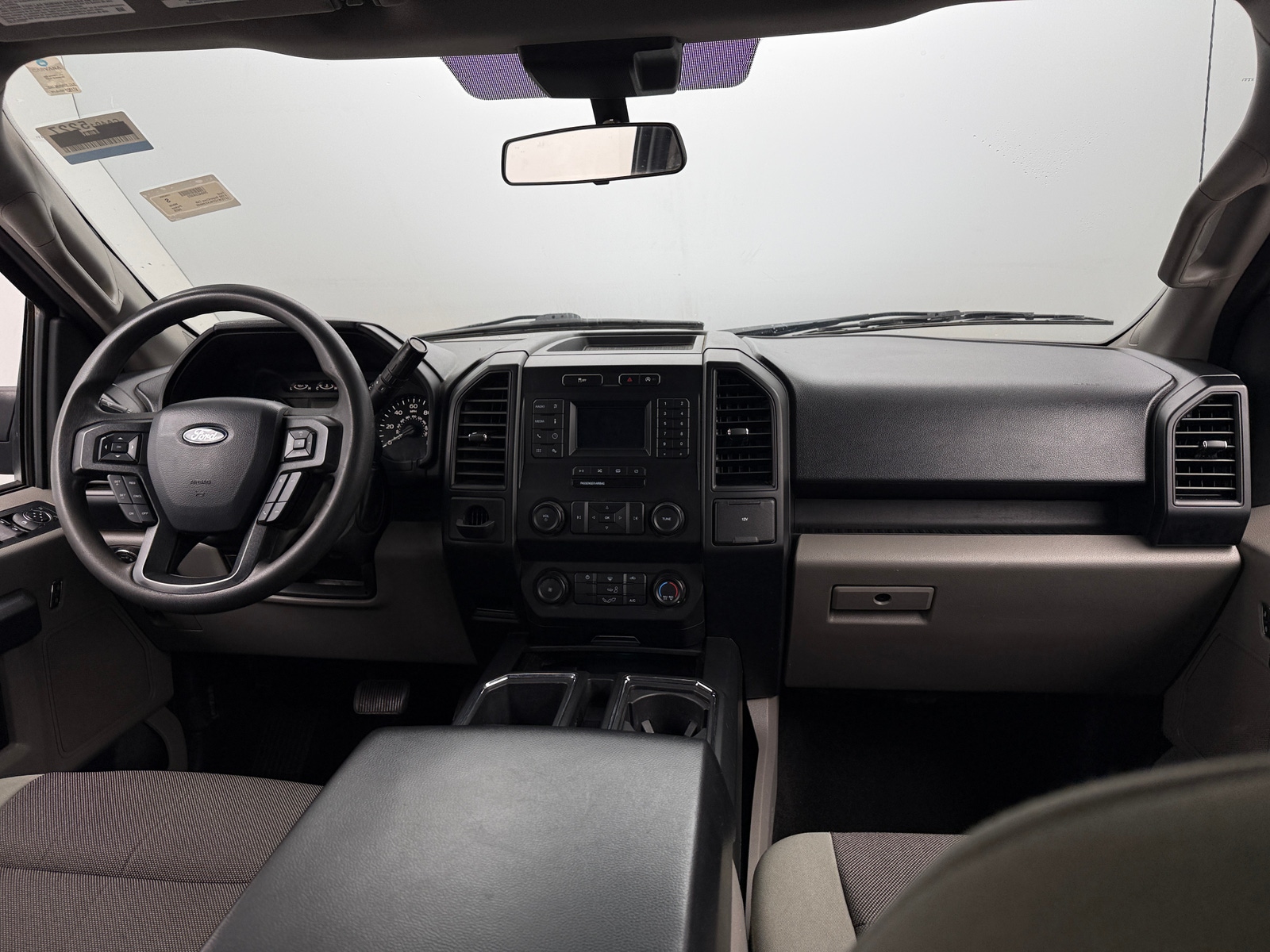 Thumbnail: 2020 Ford Econoline - 3