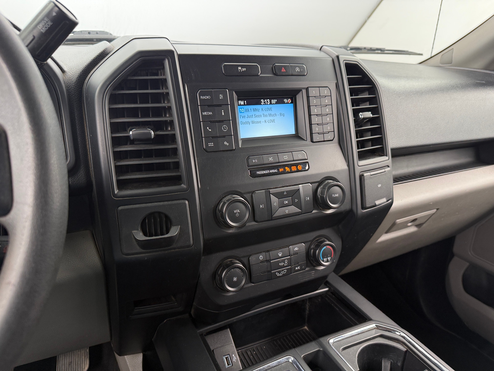 Thumbnail: 2020 Ford Econoline - 4