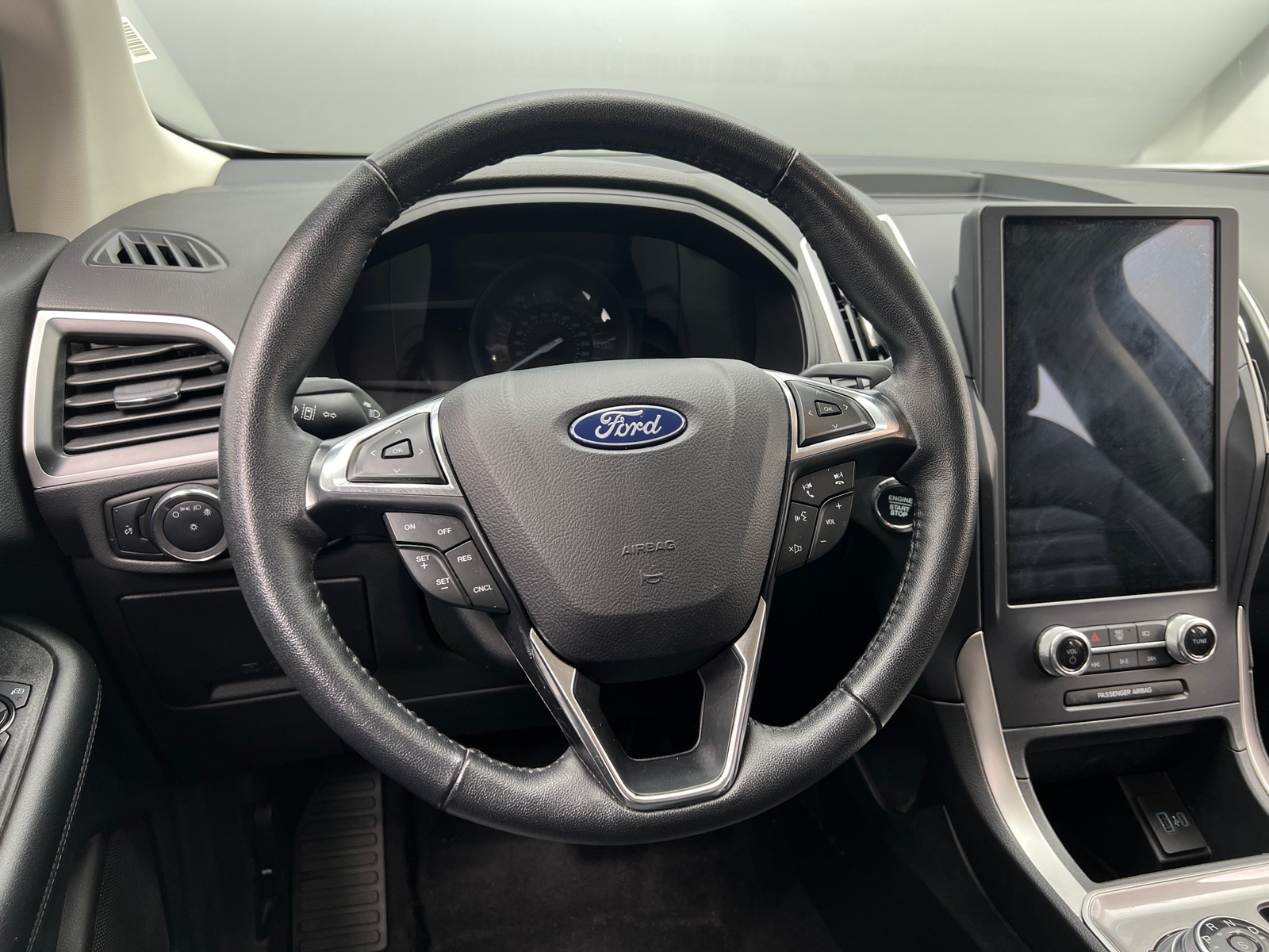 Thumbnail: 2024 Ford Edge - 4