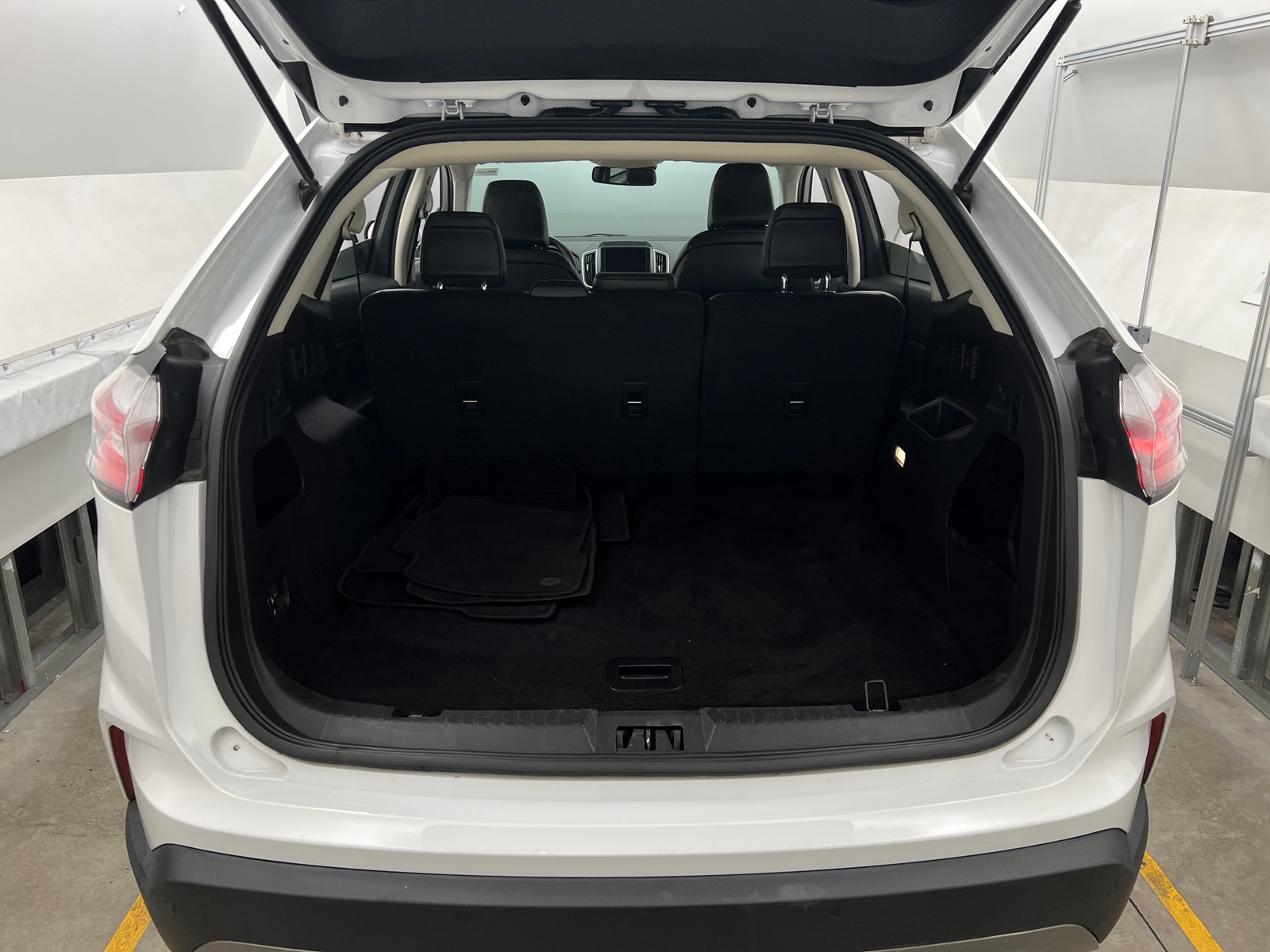 Thumbnail: 2024 Ford Edge - 6