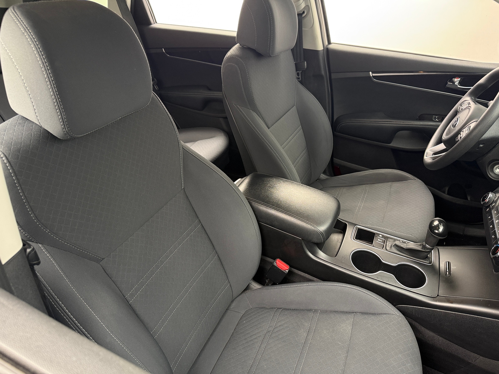 Thumbnail: 2017 Kia Sorento - 2