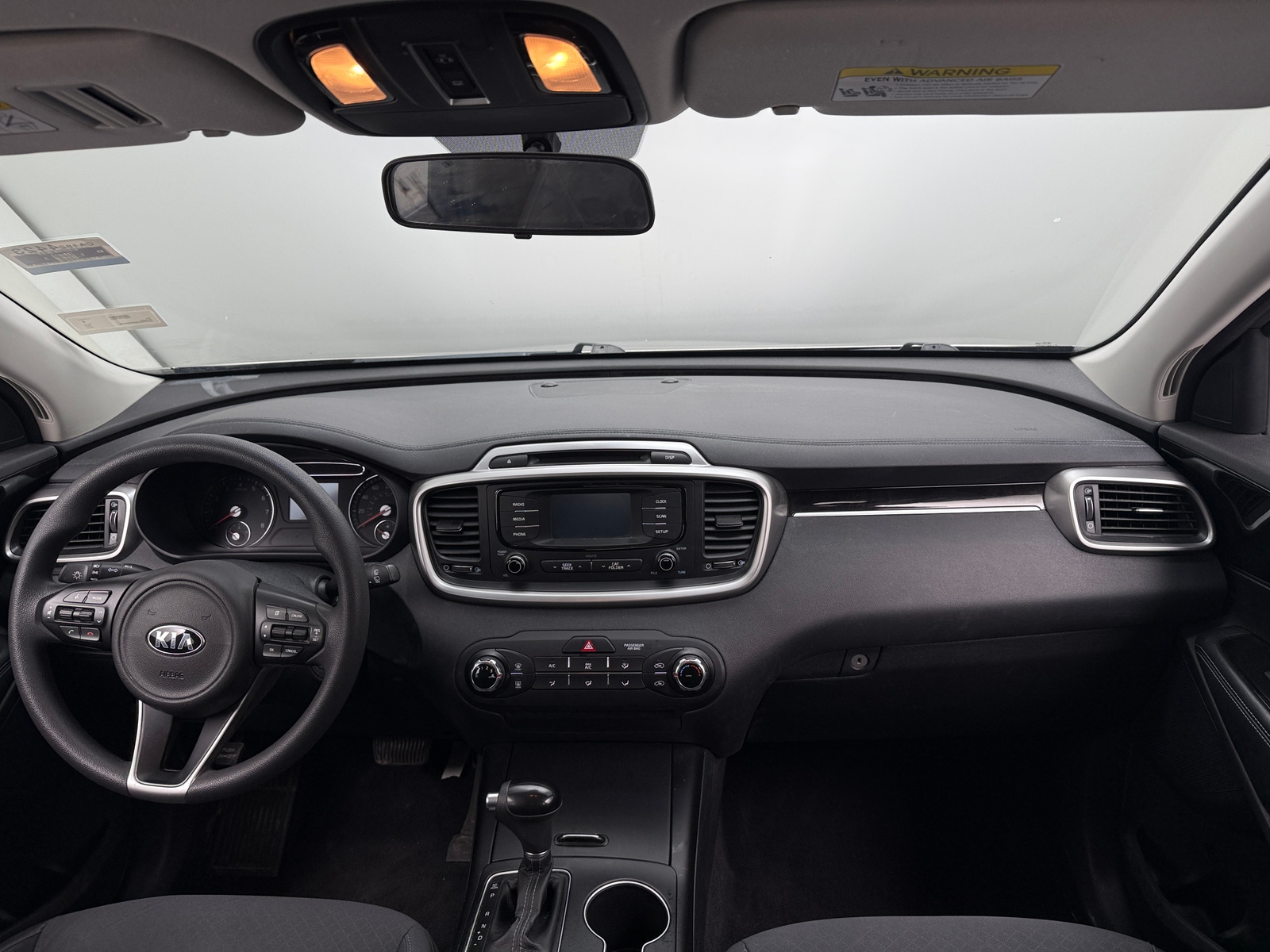 Thumbnail: 2017 Kia Sorento - 3