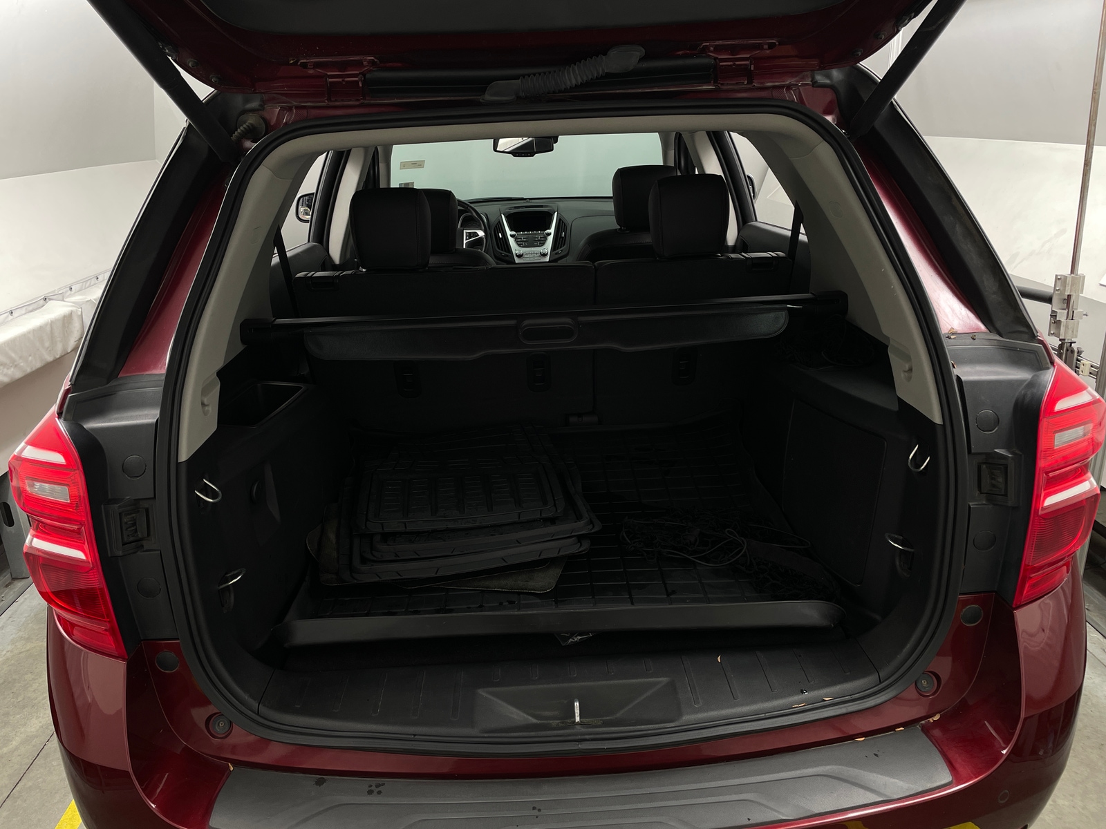 Thumbnail: 2017 Chevrolet Equinox - 6