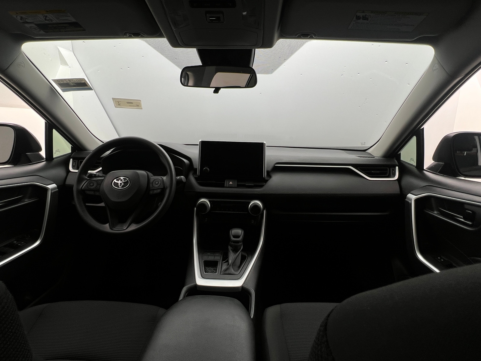 Thumbnail: 2025 Toyota RAV4 - 3