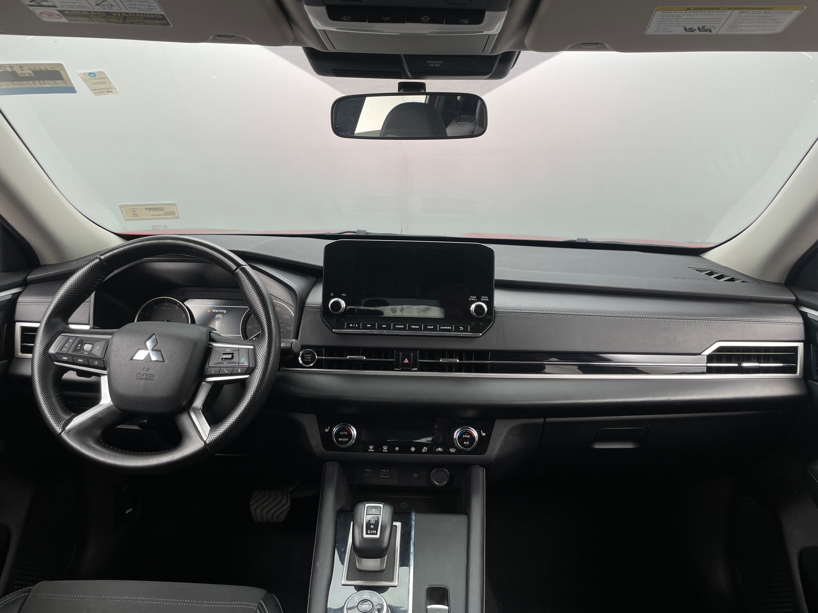 Thumbnail: 2024 Mitsubishi Outlander - 2