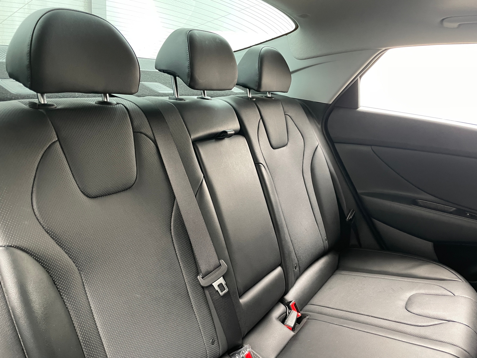 Thumbnail: 2023 Hyundai Elantra - 5