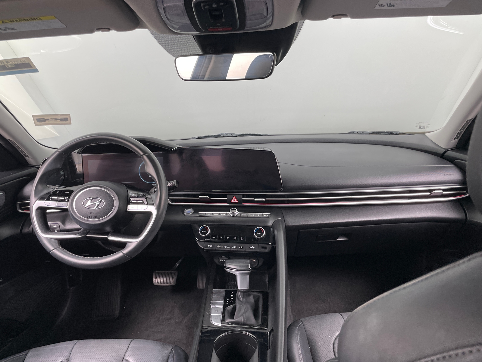 Thumbnail: 2023 Hyundai Elantra - 2