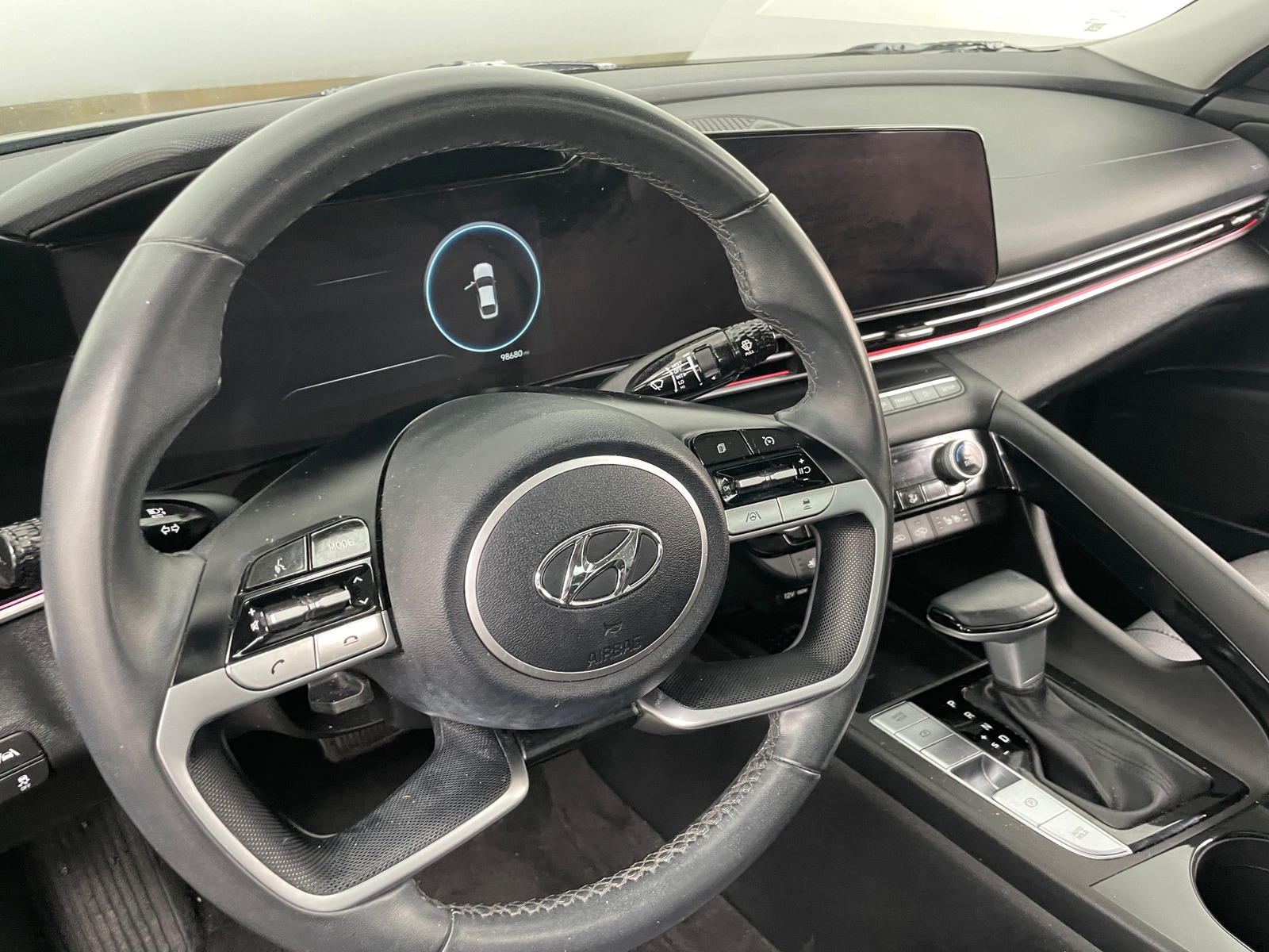 Thumbnail: 2023 Hyundai Elantra - 4