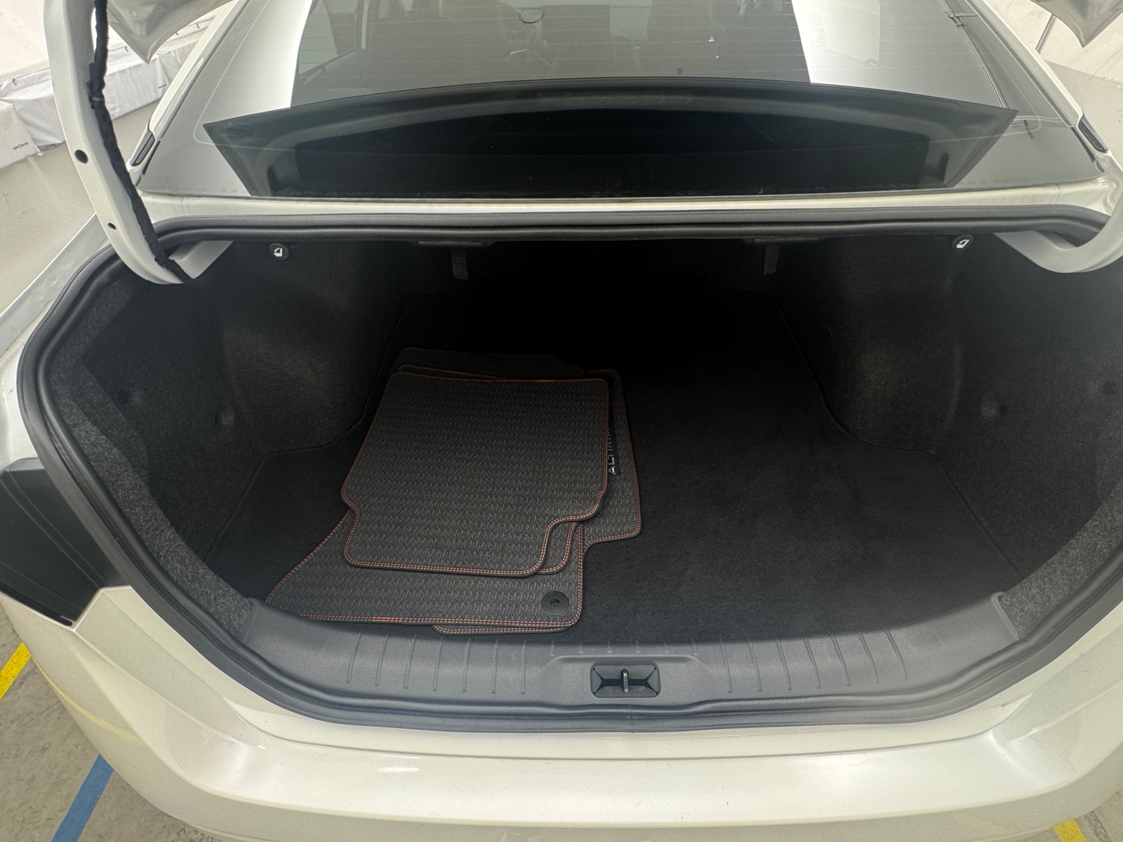 Thumbnail: 2023 Nissan Altima - 6