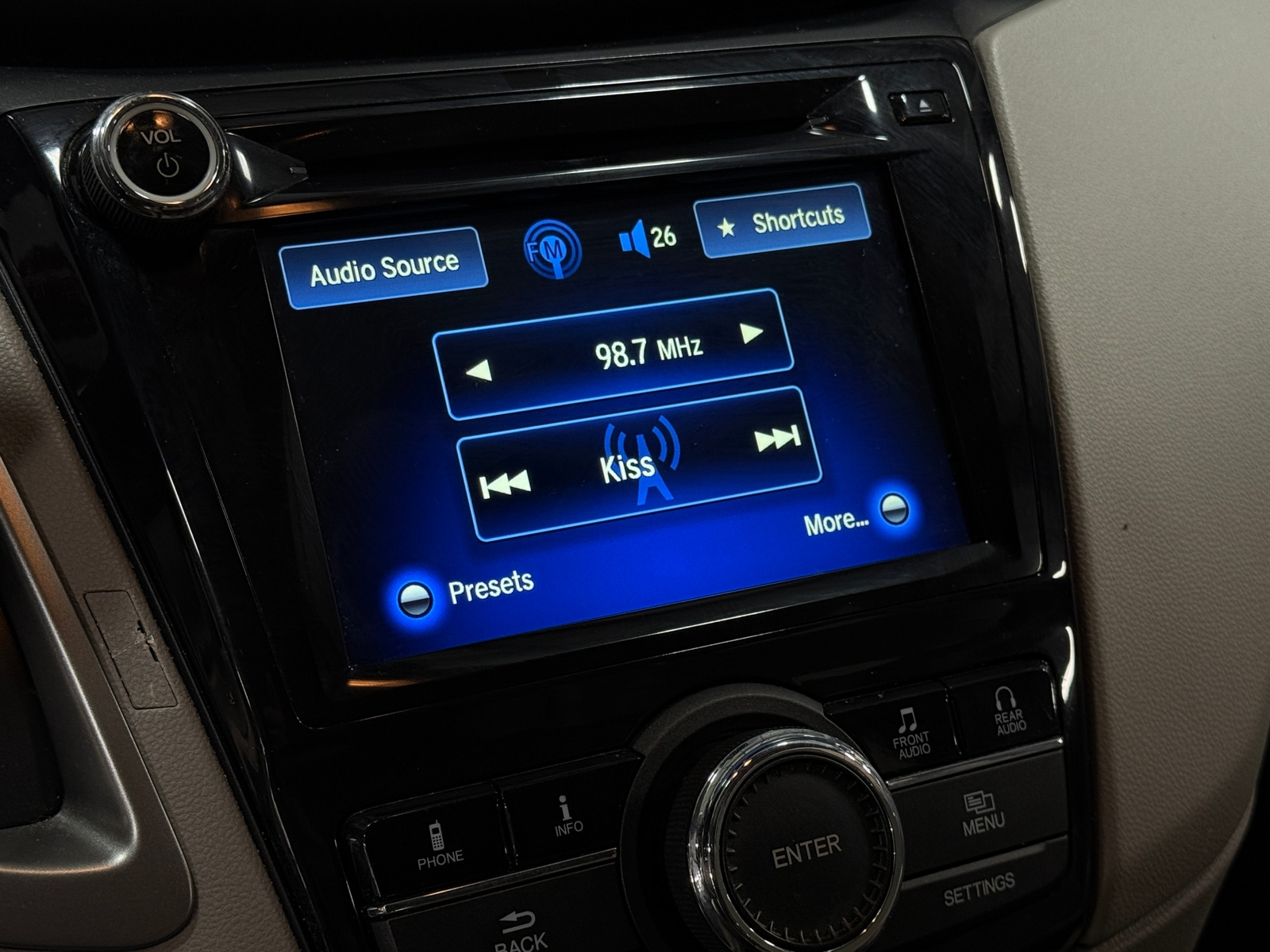 Thumbnail: 2015 Honda Odyssey - 3