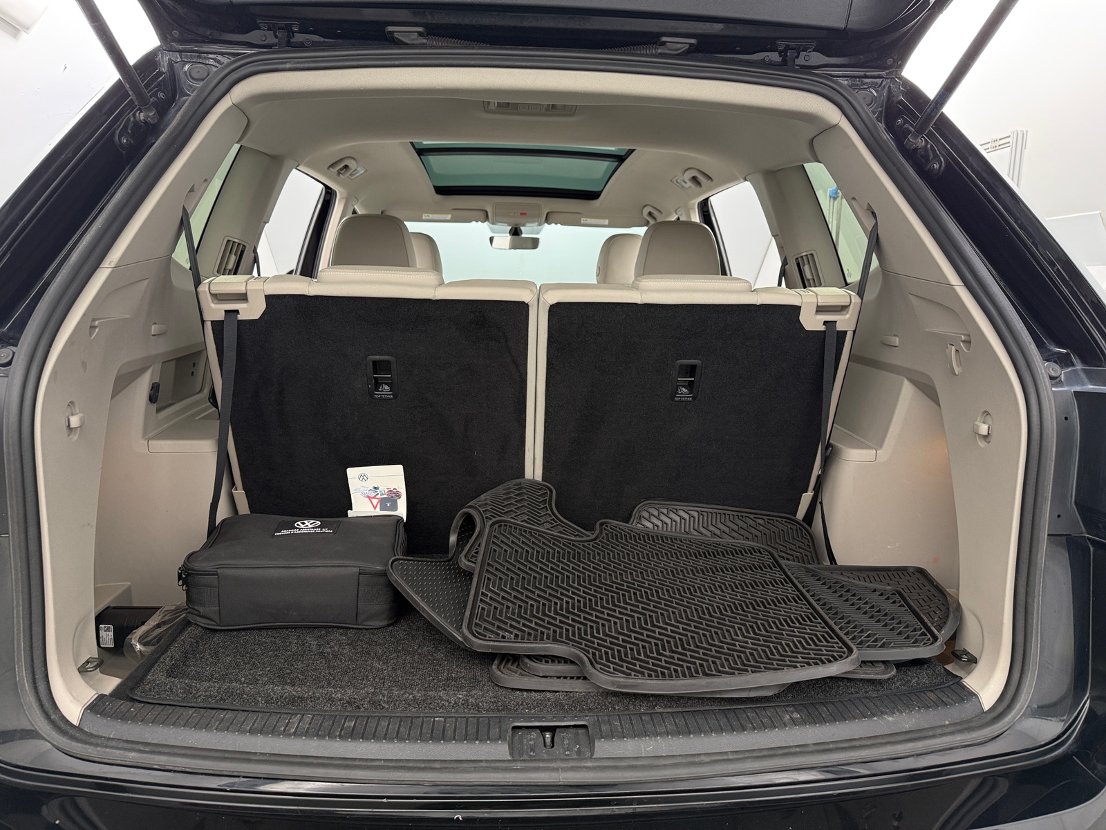 Thumbnail: 2022 Volkswagen Atlas - 6